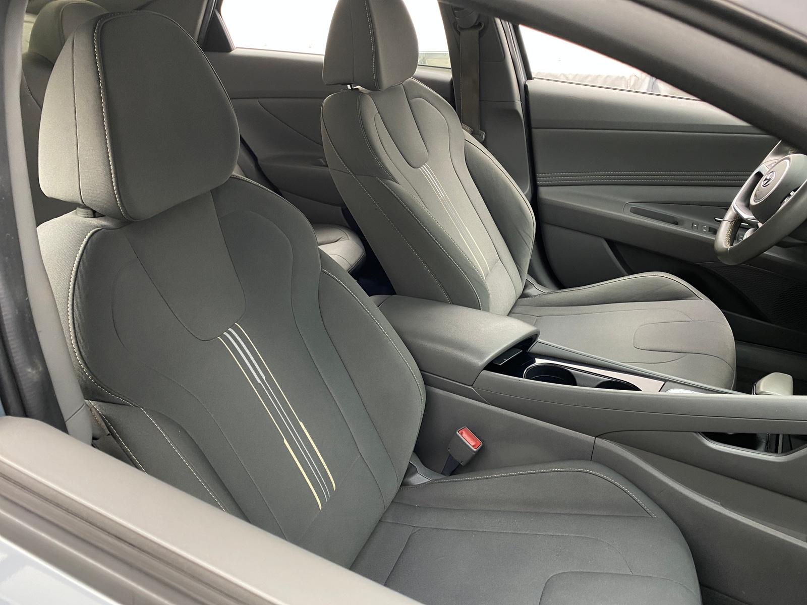 Thumbnail: 2021 Hyundai Elantra - 2