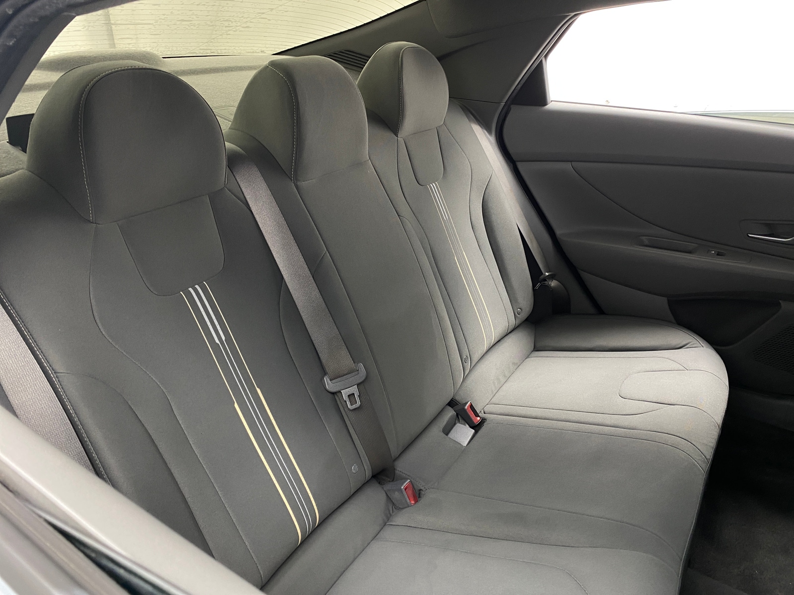Thumbnail: 2021 Hyundai Elantra - 6