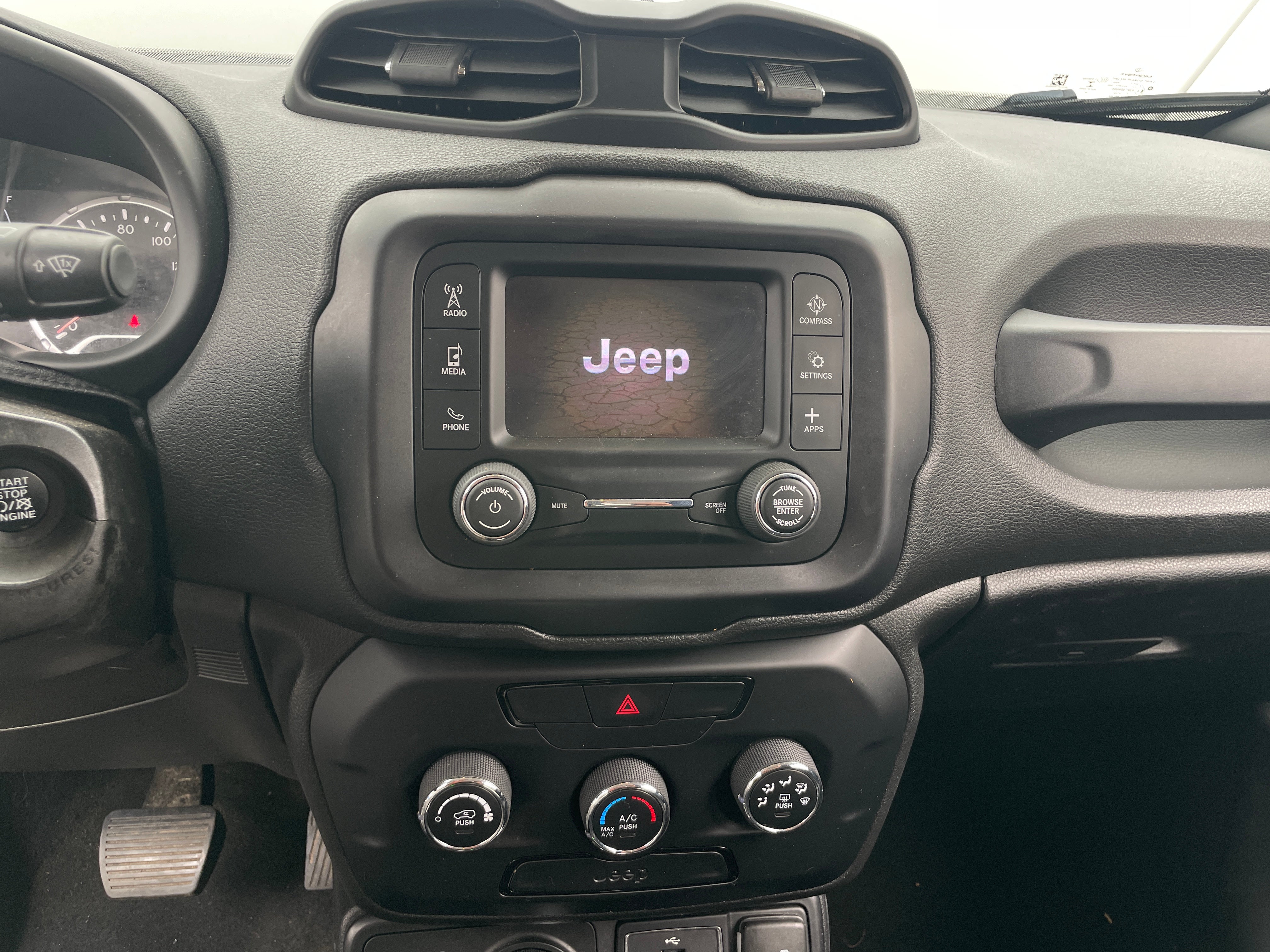 2019 Jeep Renegade Sport 4