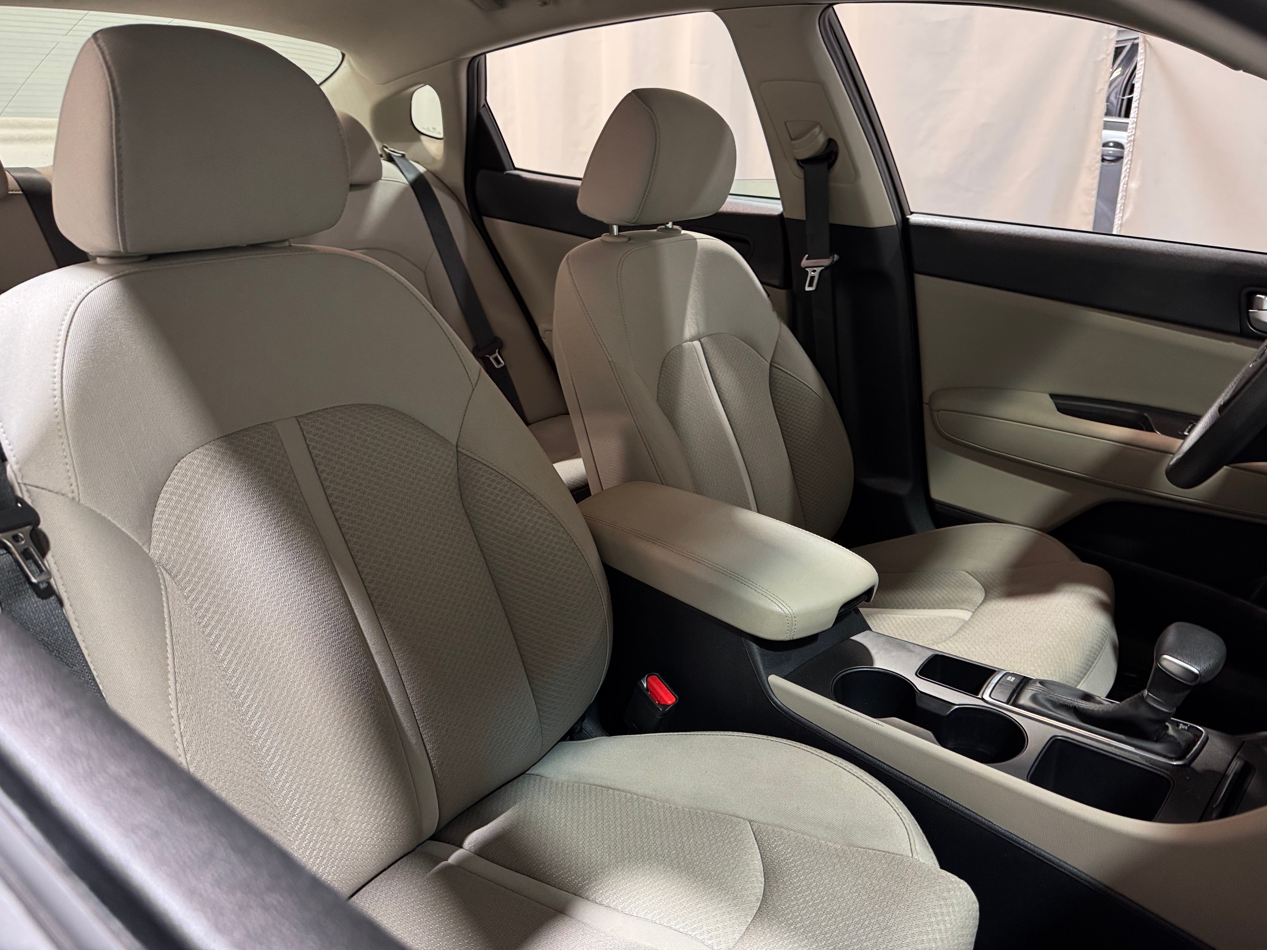2016 Kia Optima LX 2