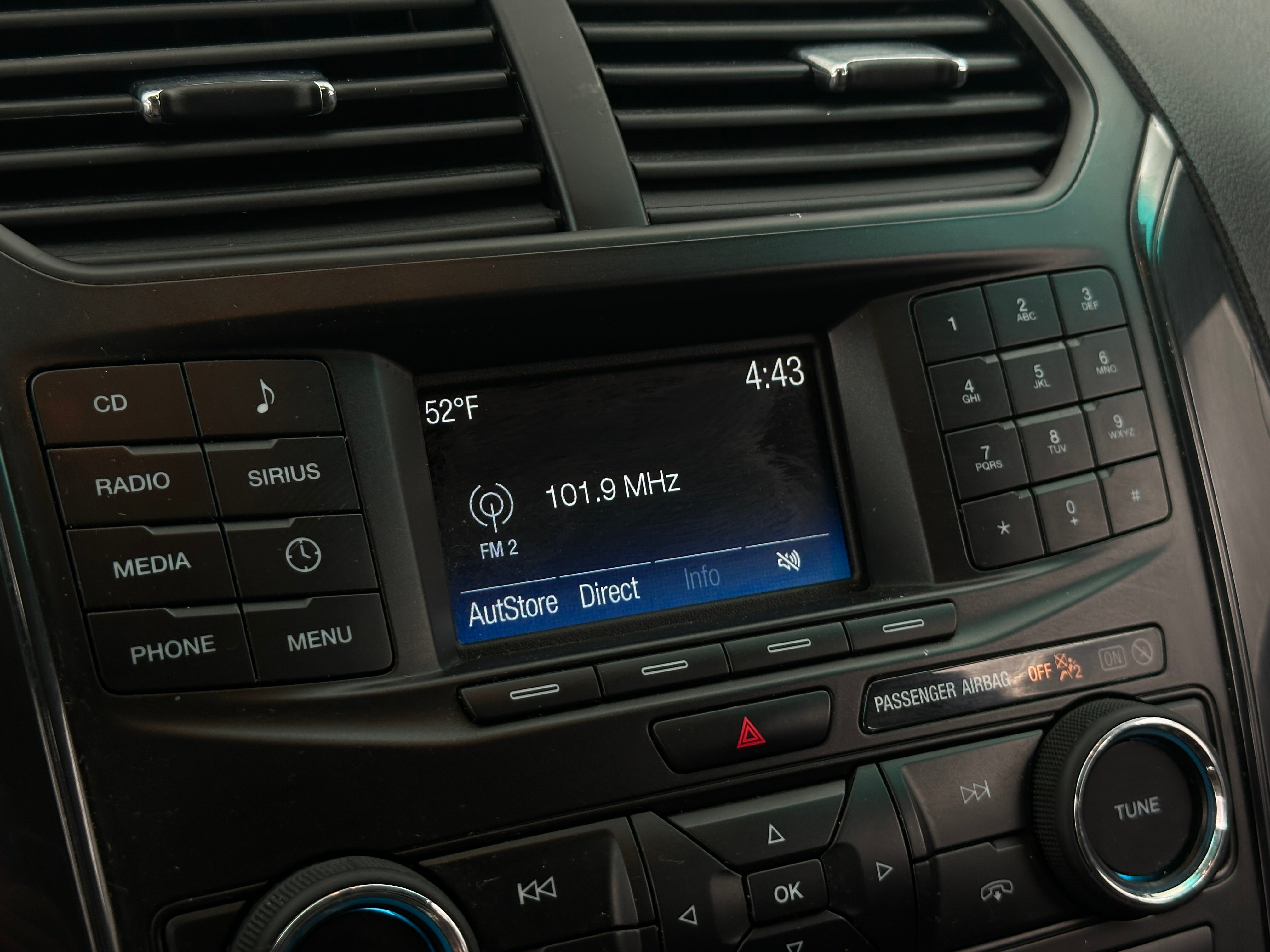 2016 Ford Explorer XLT 4