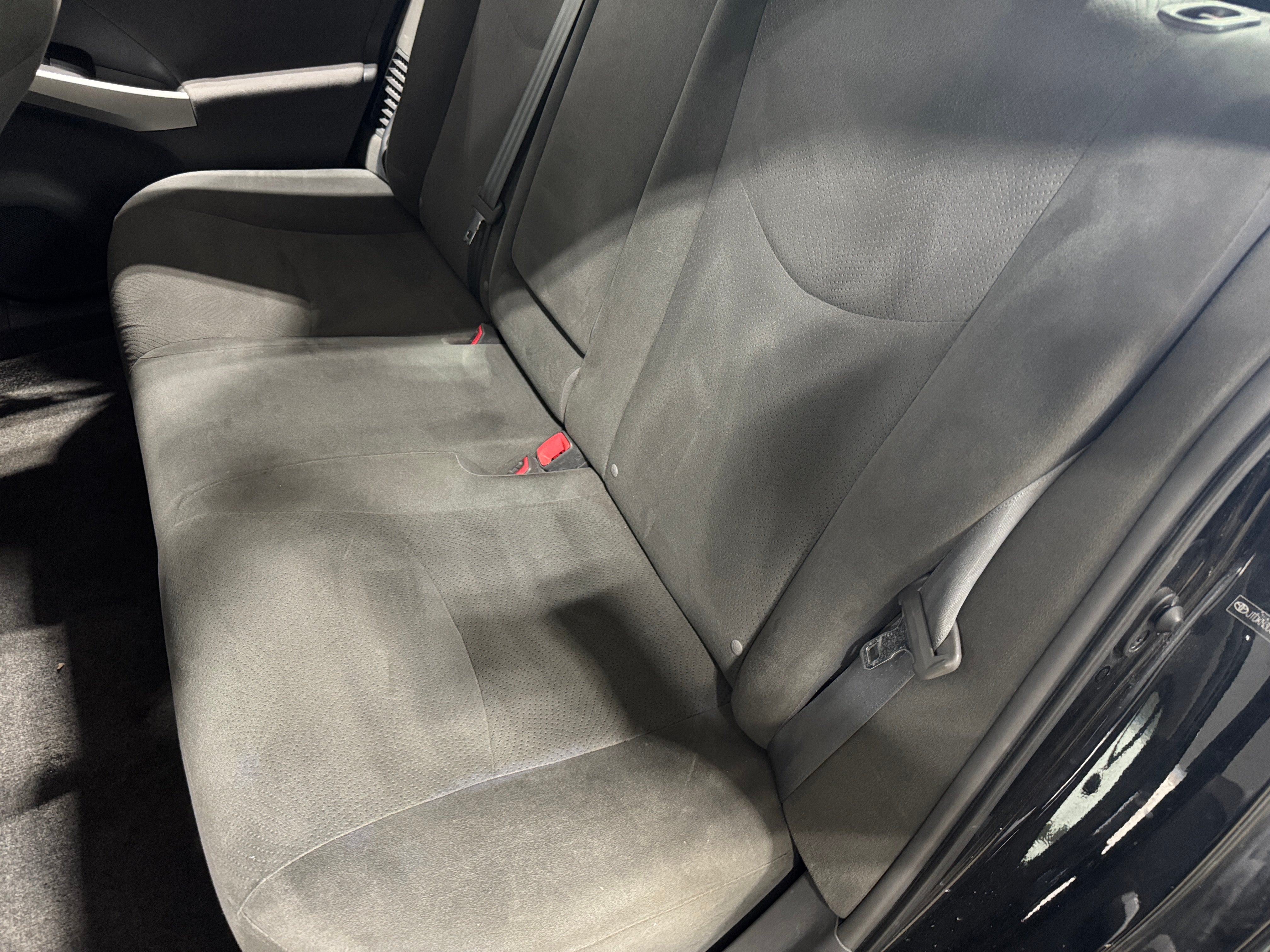 2010 Toyota Prius Two 6