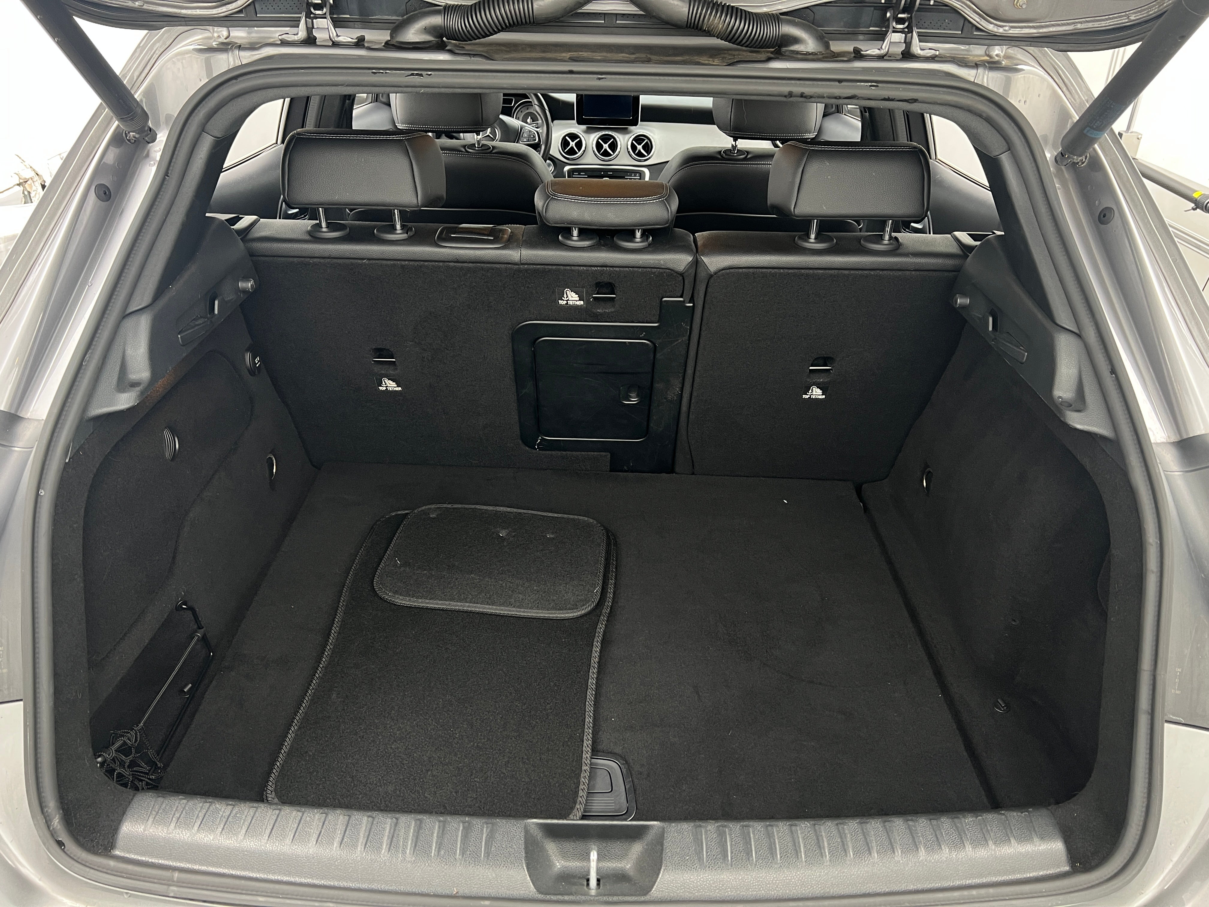 2016 Mercedes-Benz GLA 250 7