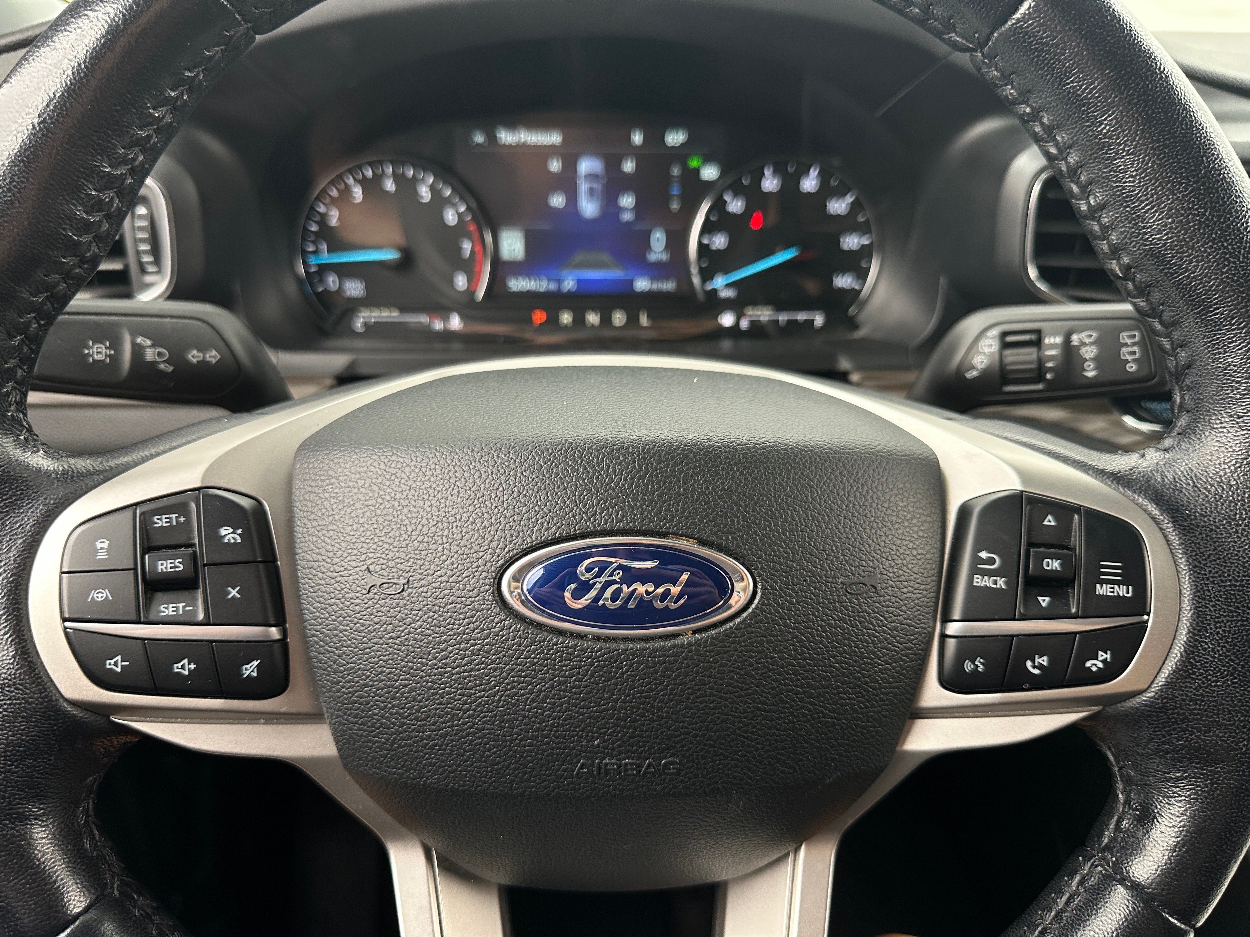 2022 Ford Explorer Limited 4
