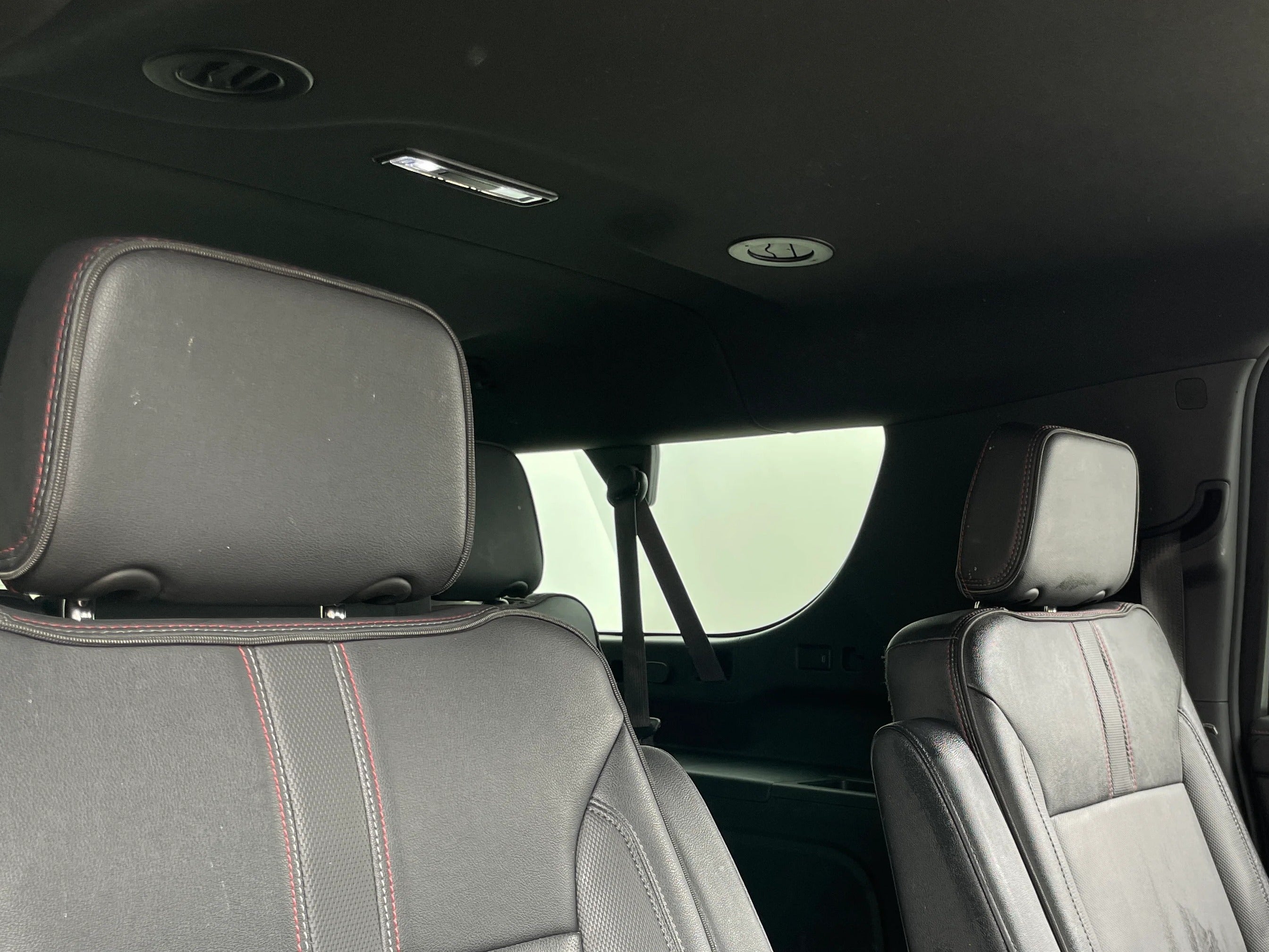 2022 Chevrolet Suburban RST 5