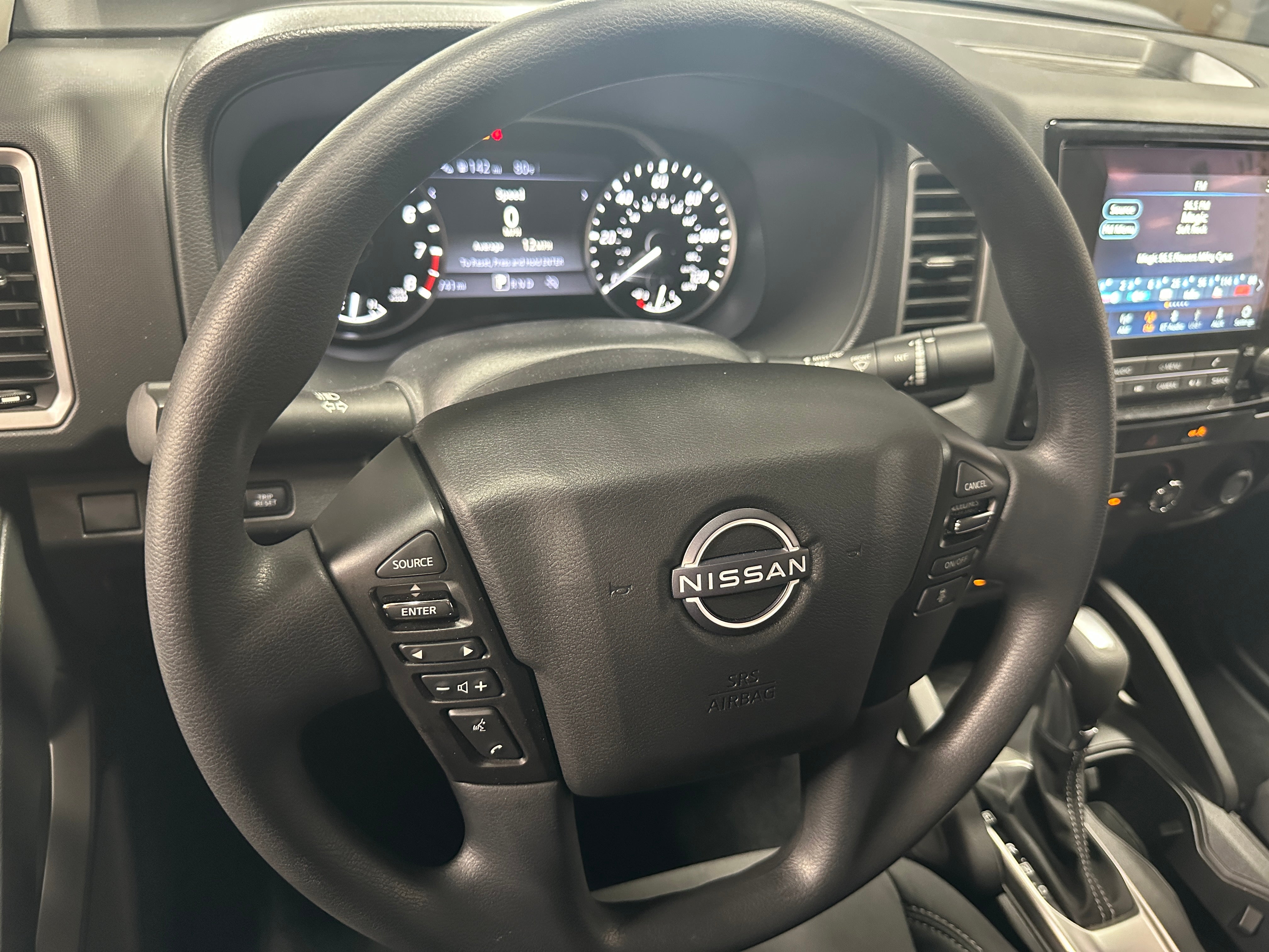 2024 Nissan Frontier SV 5