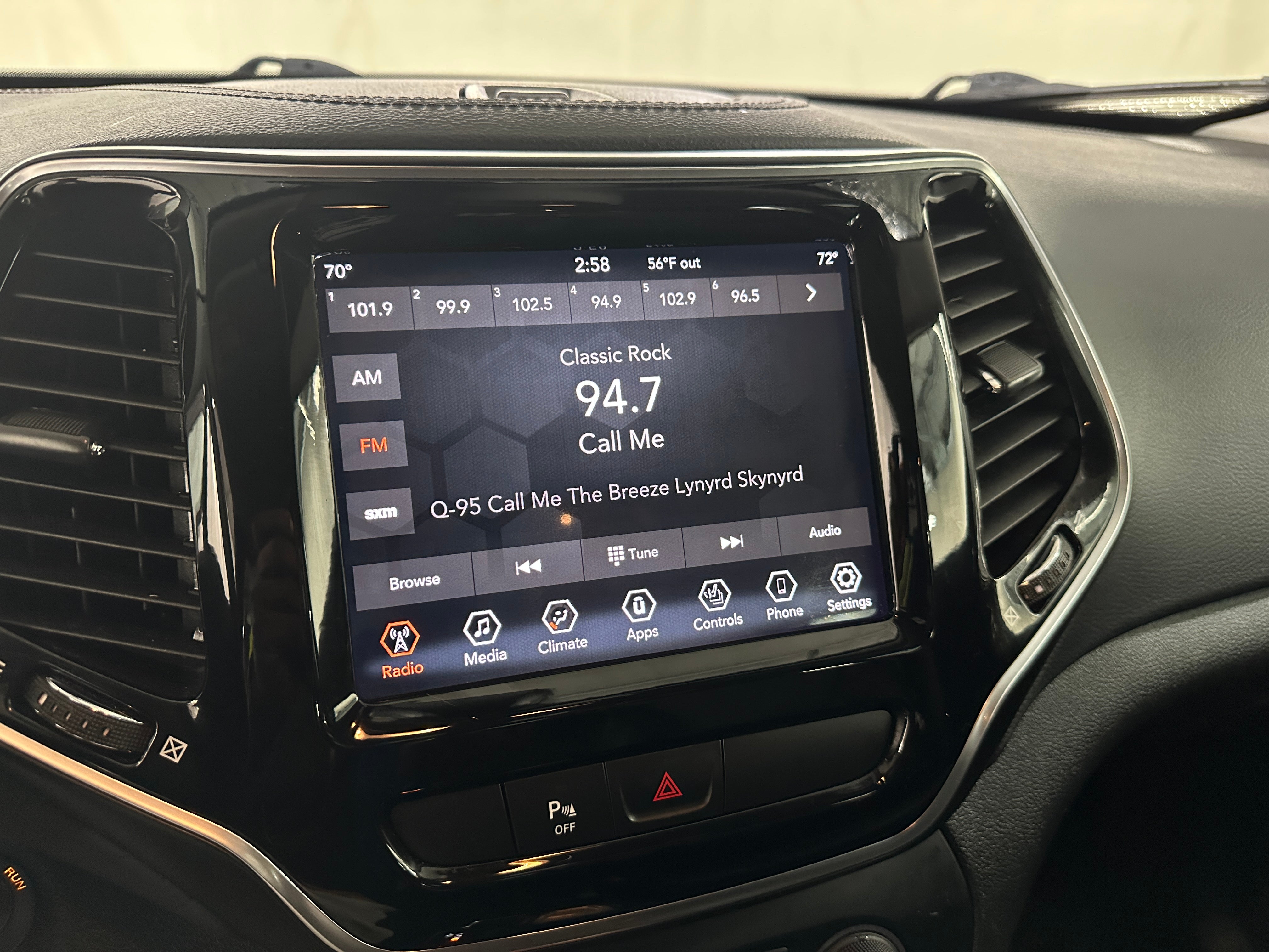 2019 Jeep Cherokee Limited Edition 3