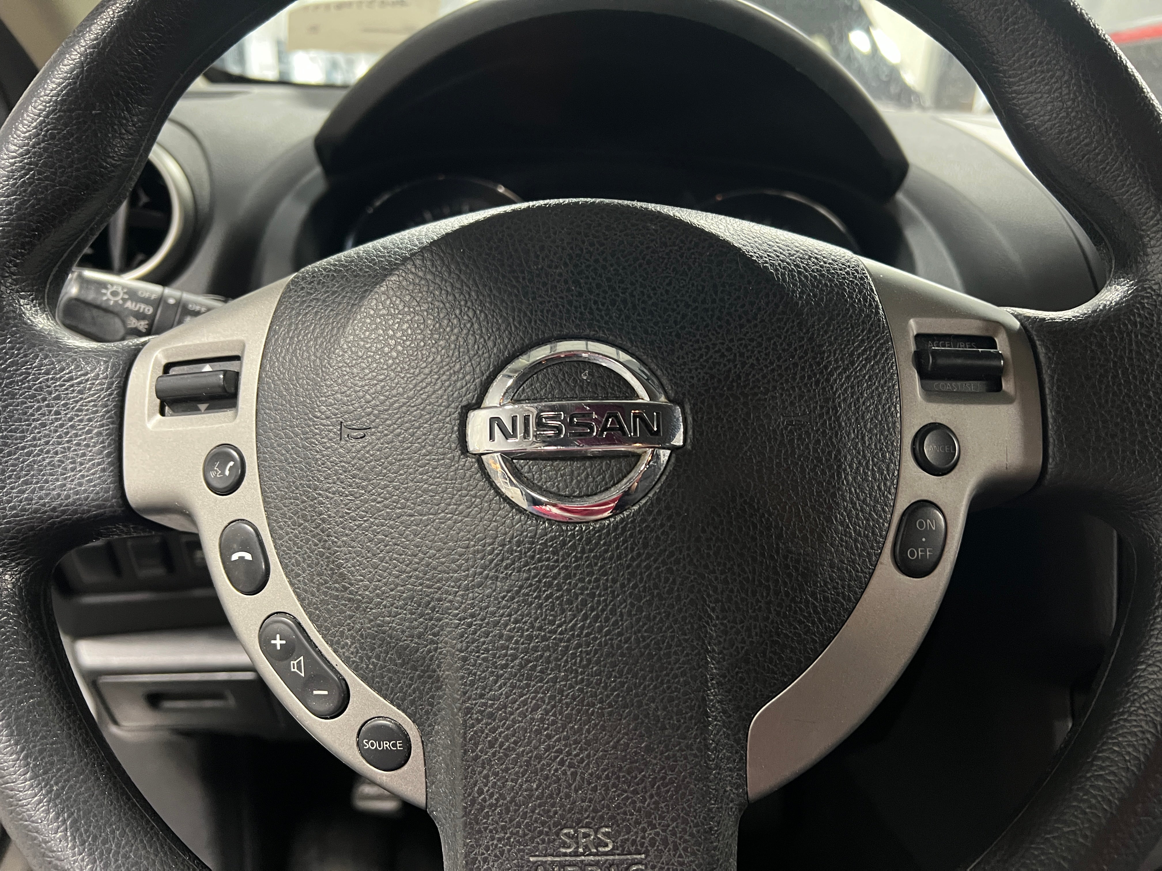 2011 Nissan Rogue SV 5