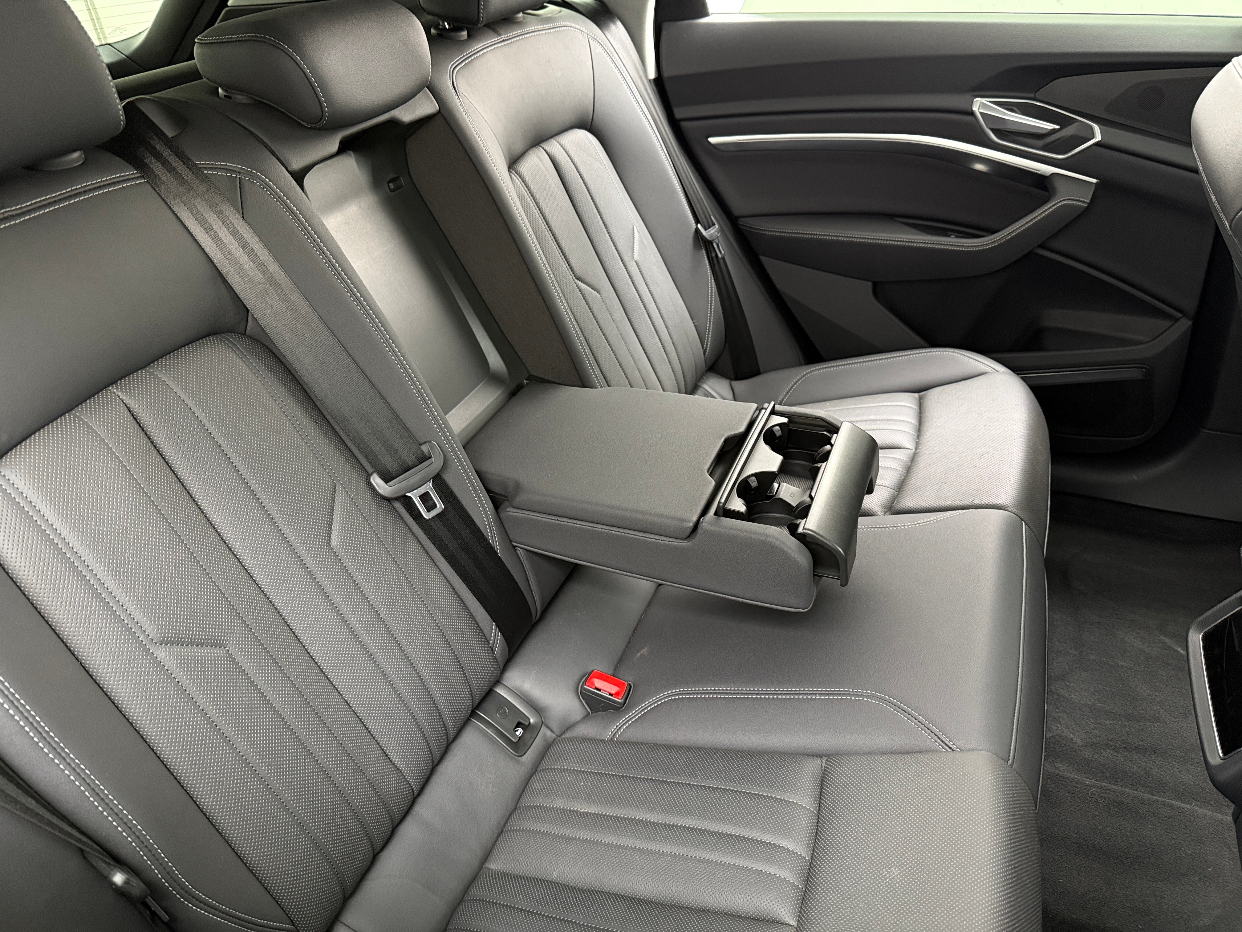 2021 Audi e-tron Premium Plus 5