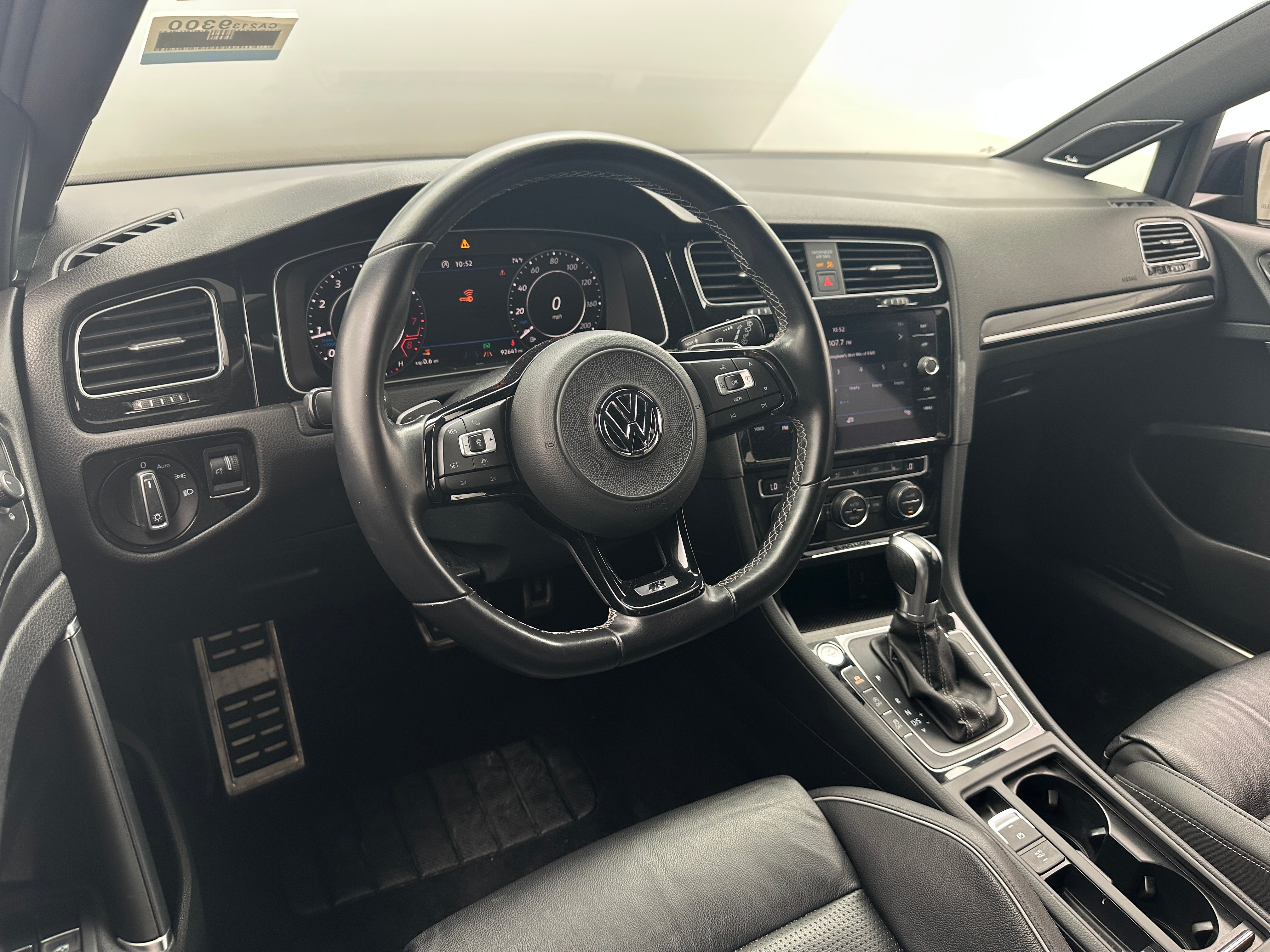 2019 Volkswagen Golf R 2