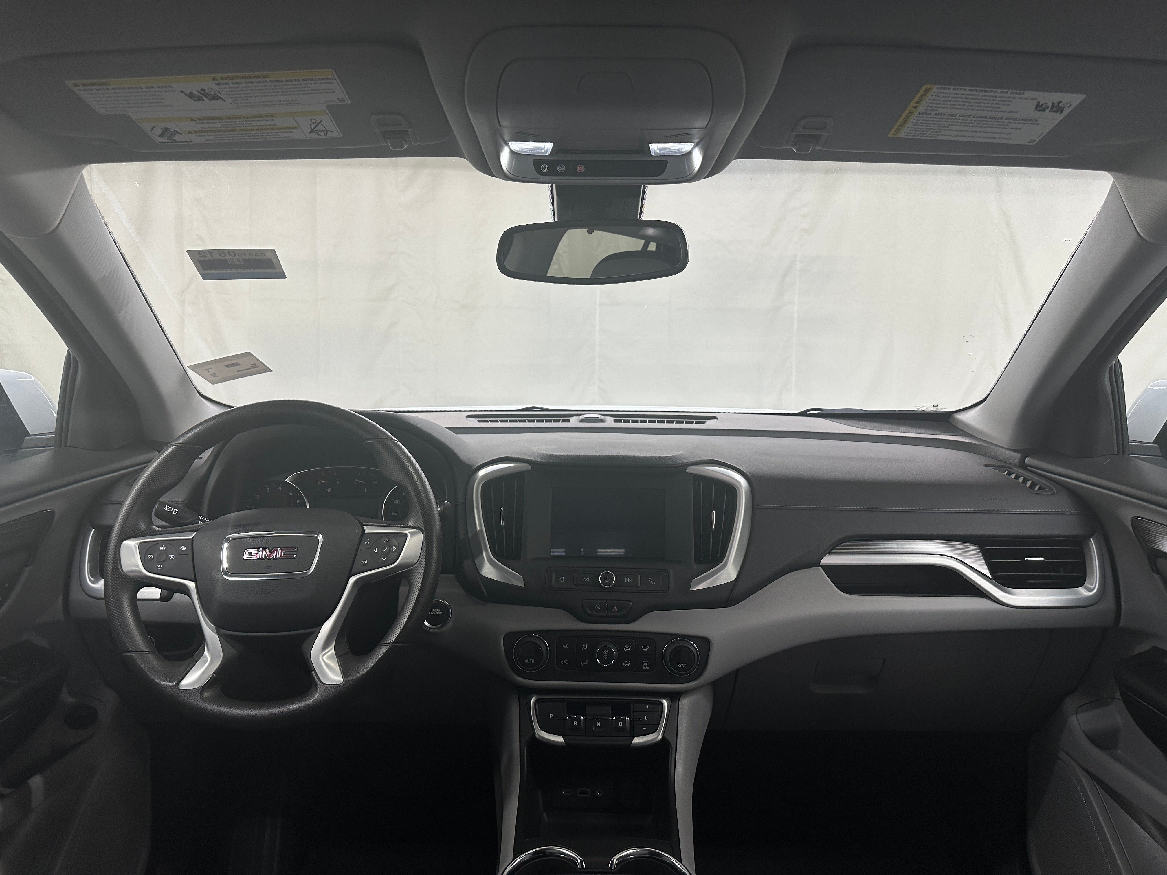 2023 GMC Terrain SLE 3