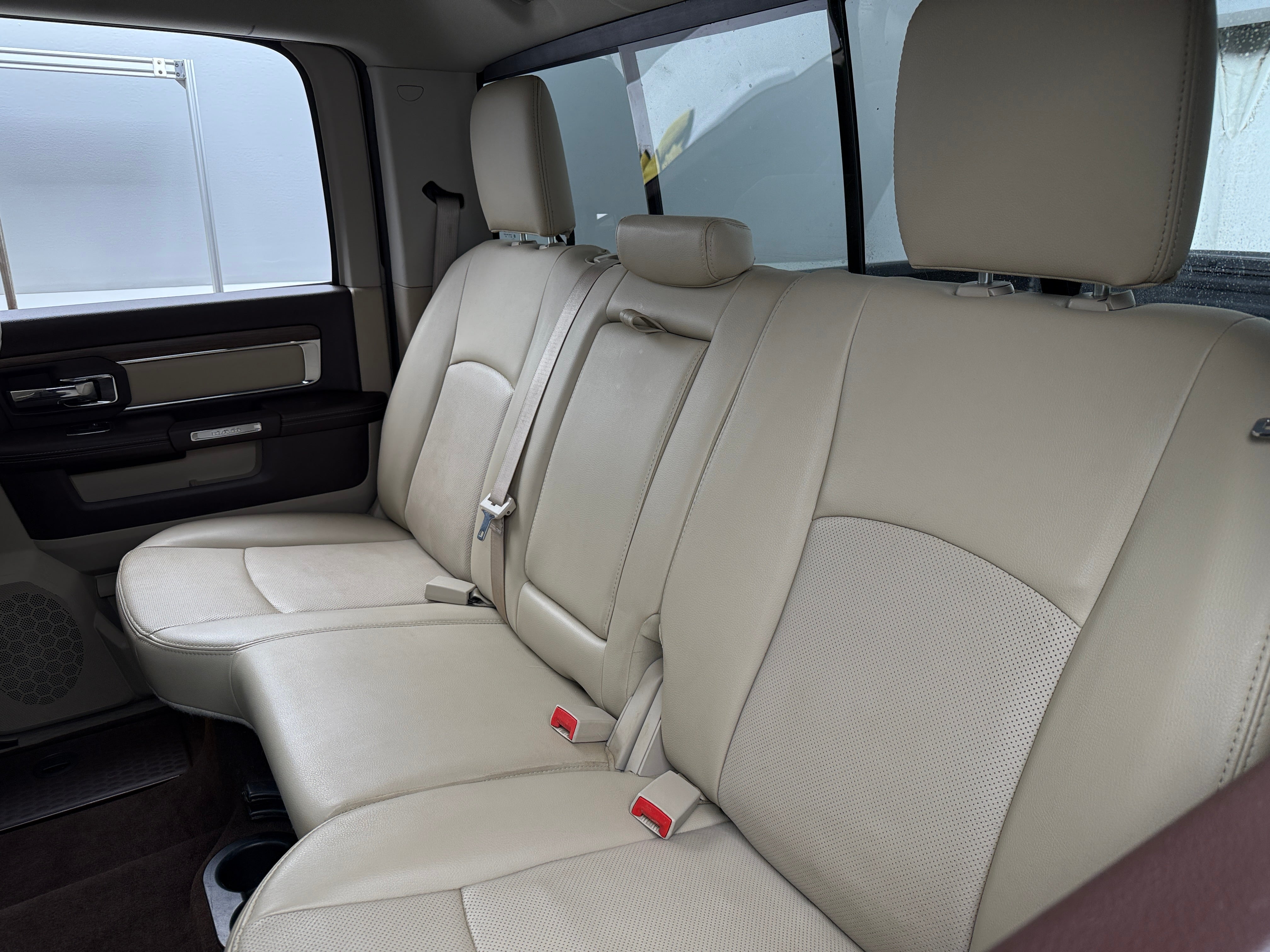 2017 RAM 2500 Laramie 5