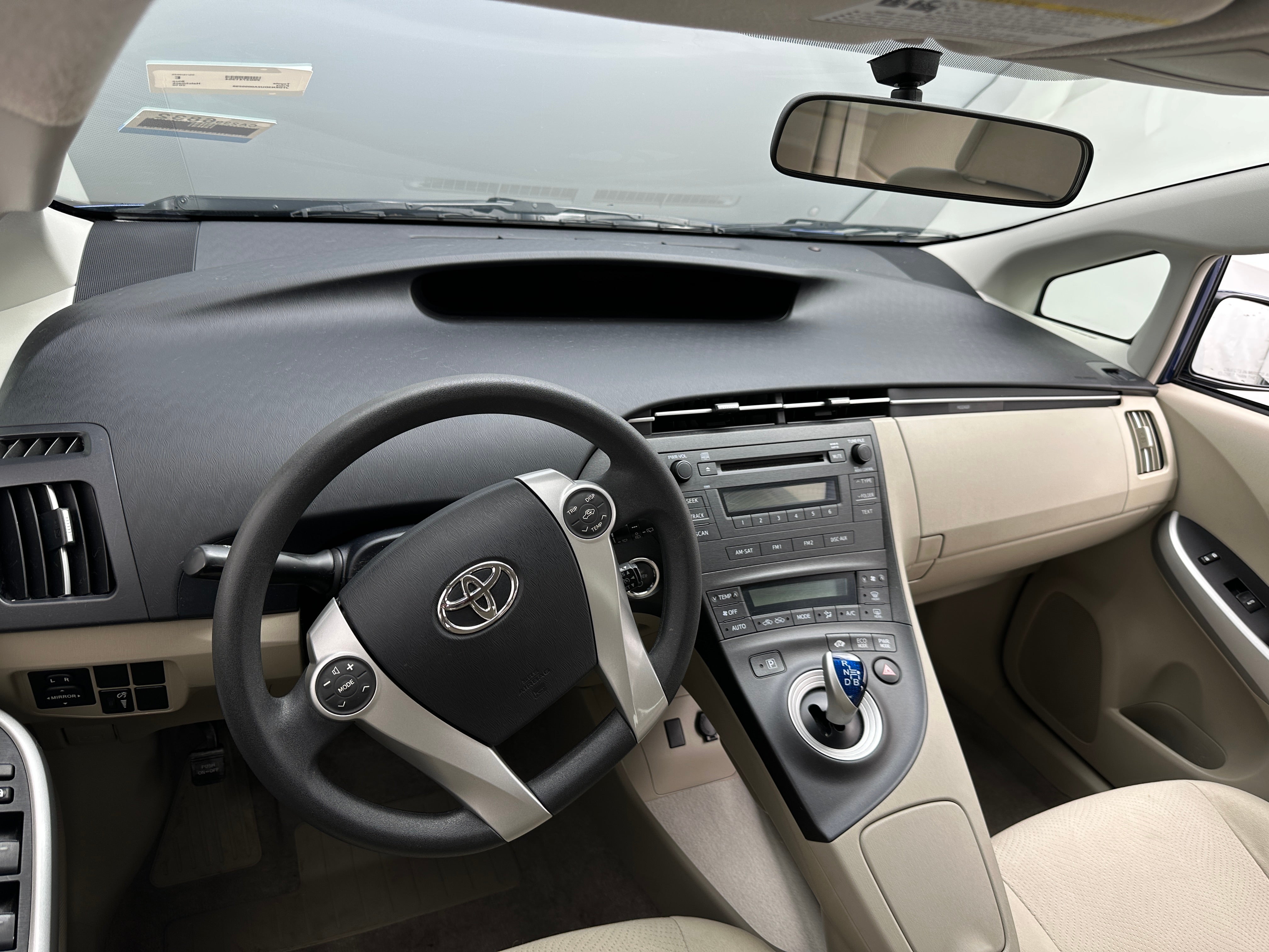 2010 Toyota Prius Two 3