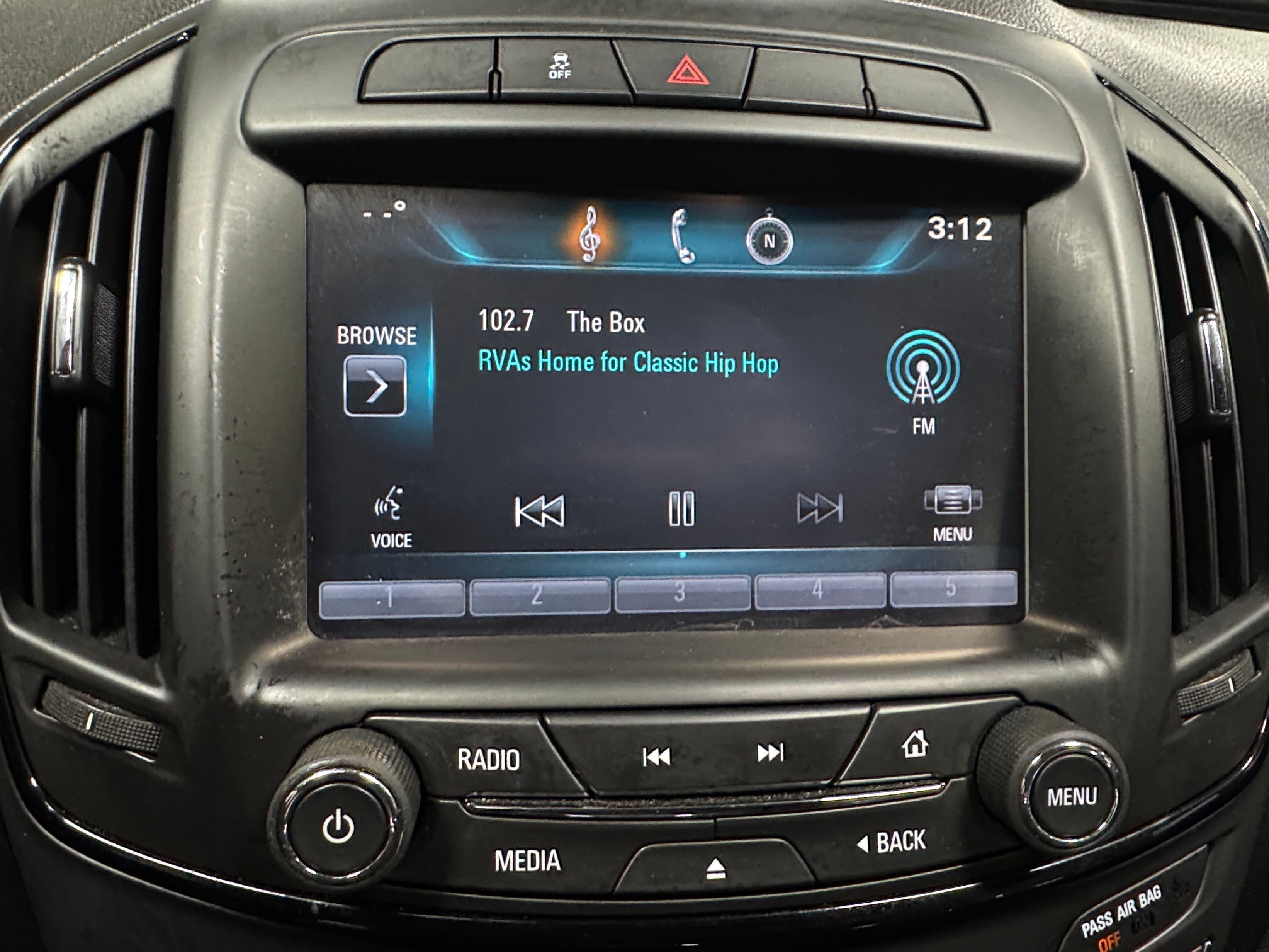 2015 Buick Regal Base 3