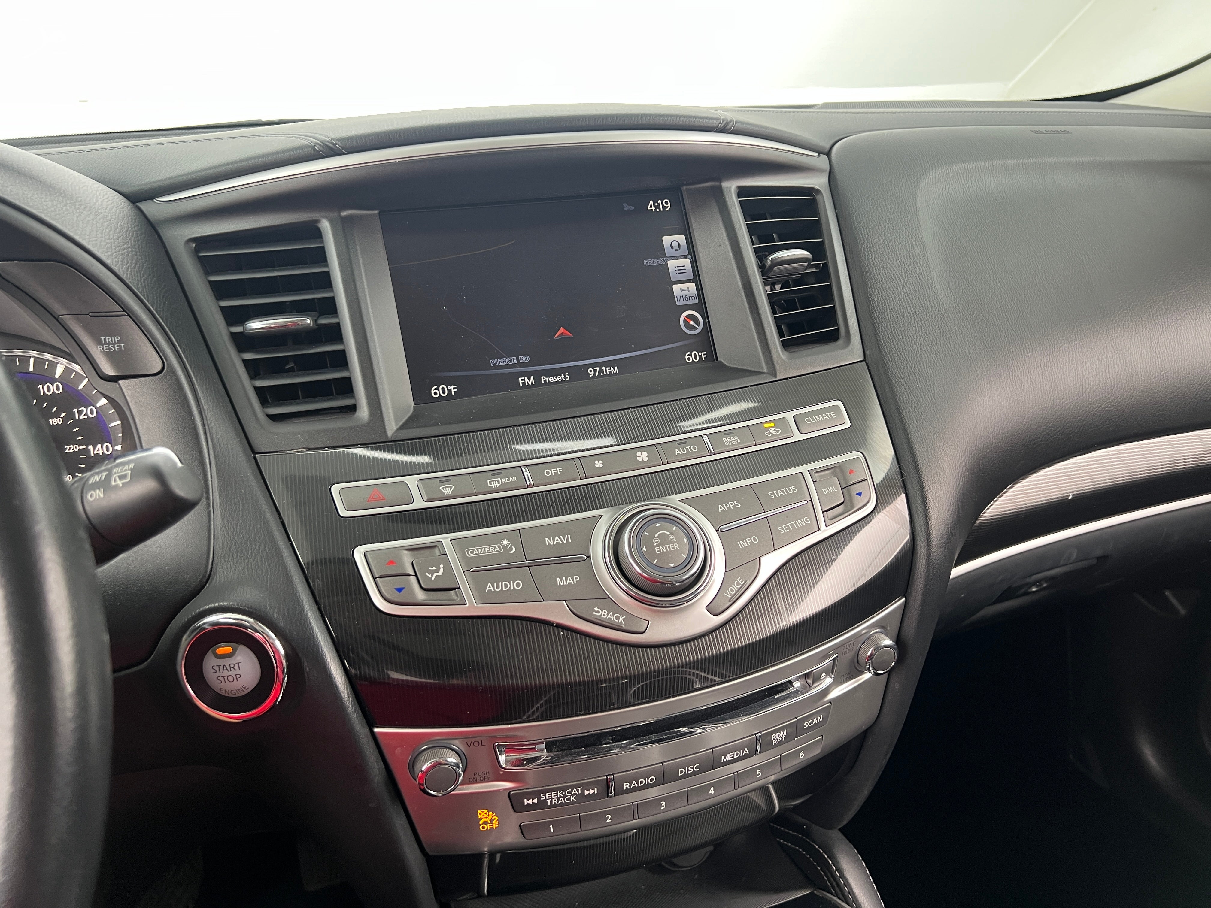 2017 INFINITI QX60  3
