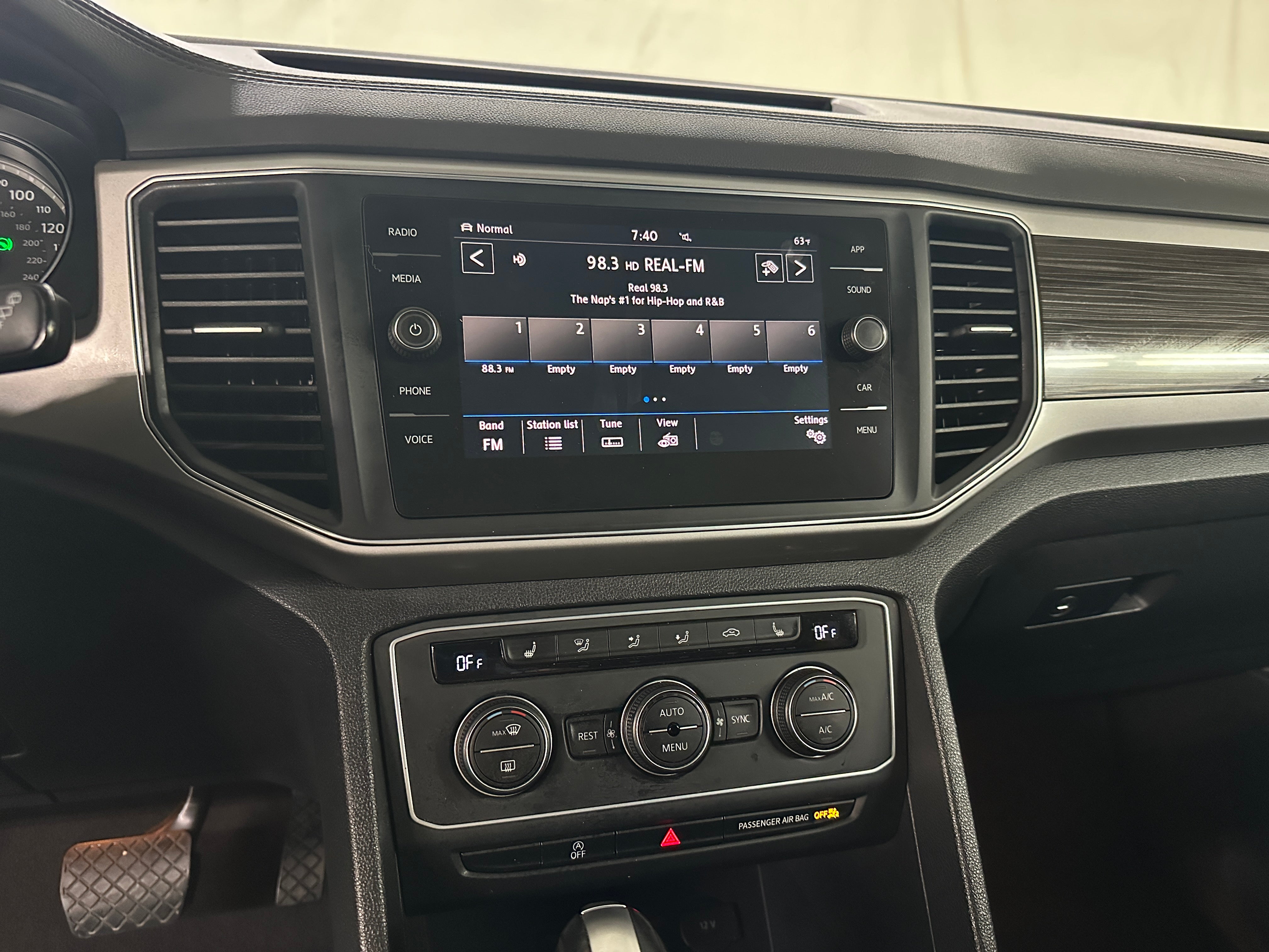 2019 Volkswagen Atlas SE 3