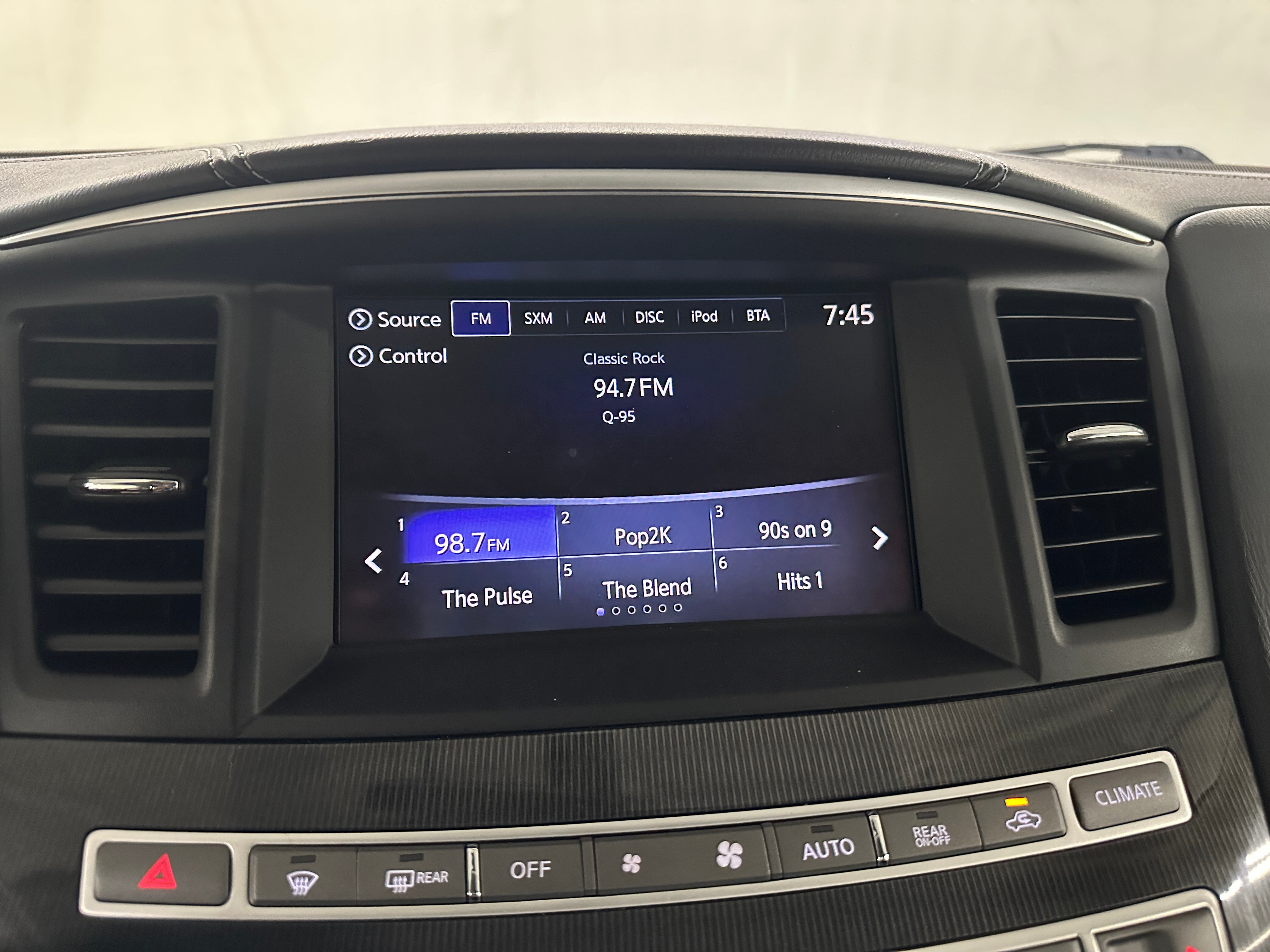 2018 INFINITI QX60  3