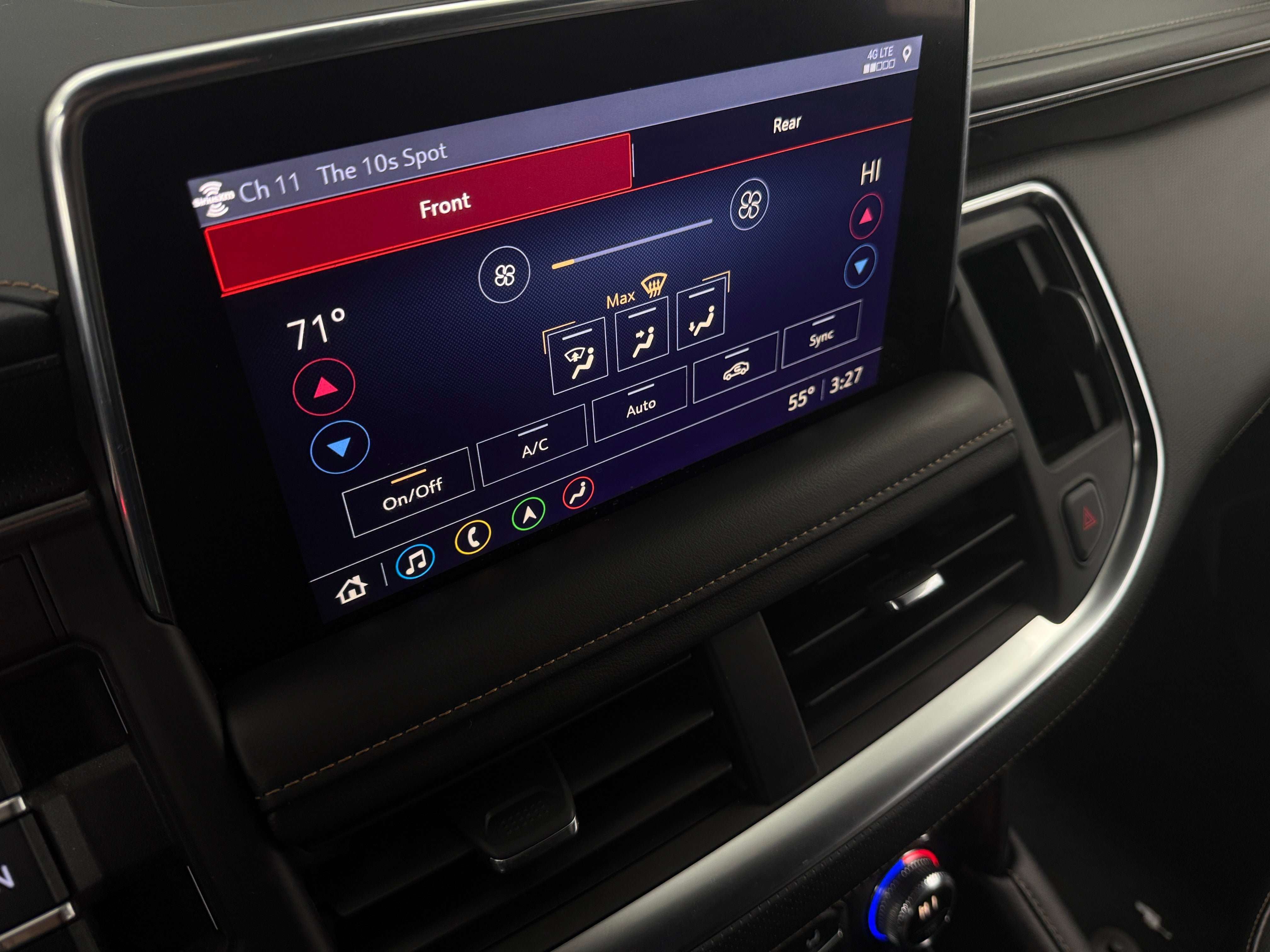 2021 GMC Yukon AT4 3