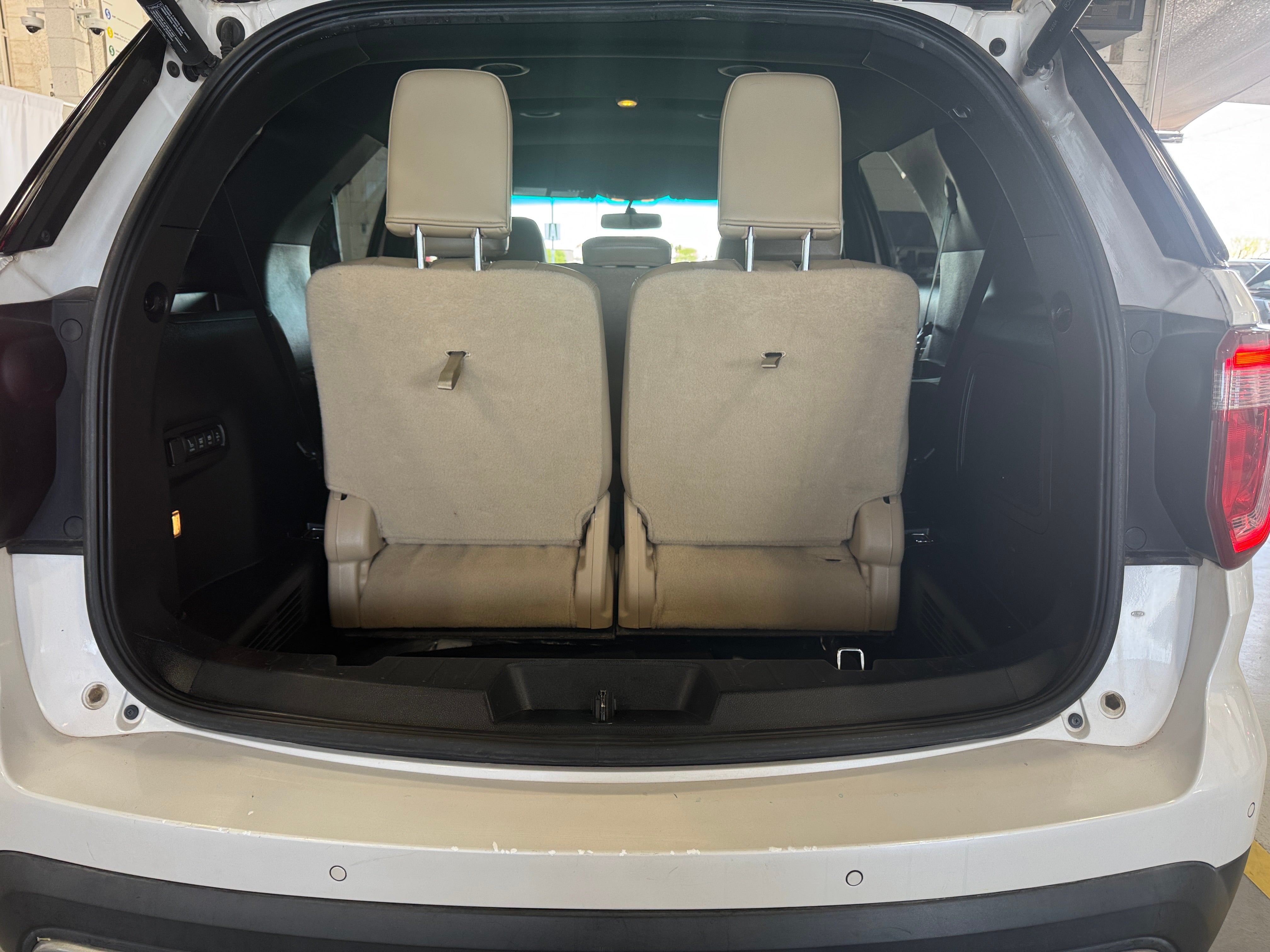 2016 Ford Explorer Limited 6