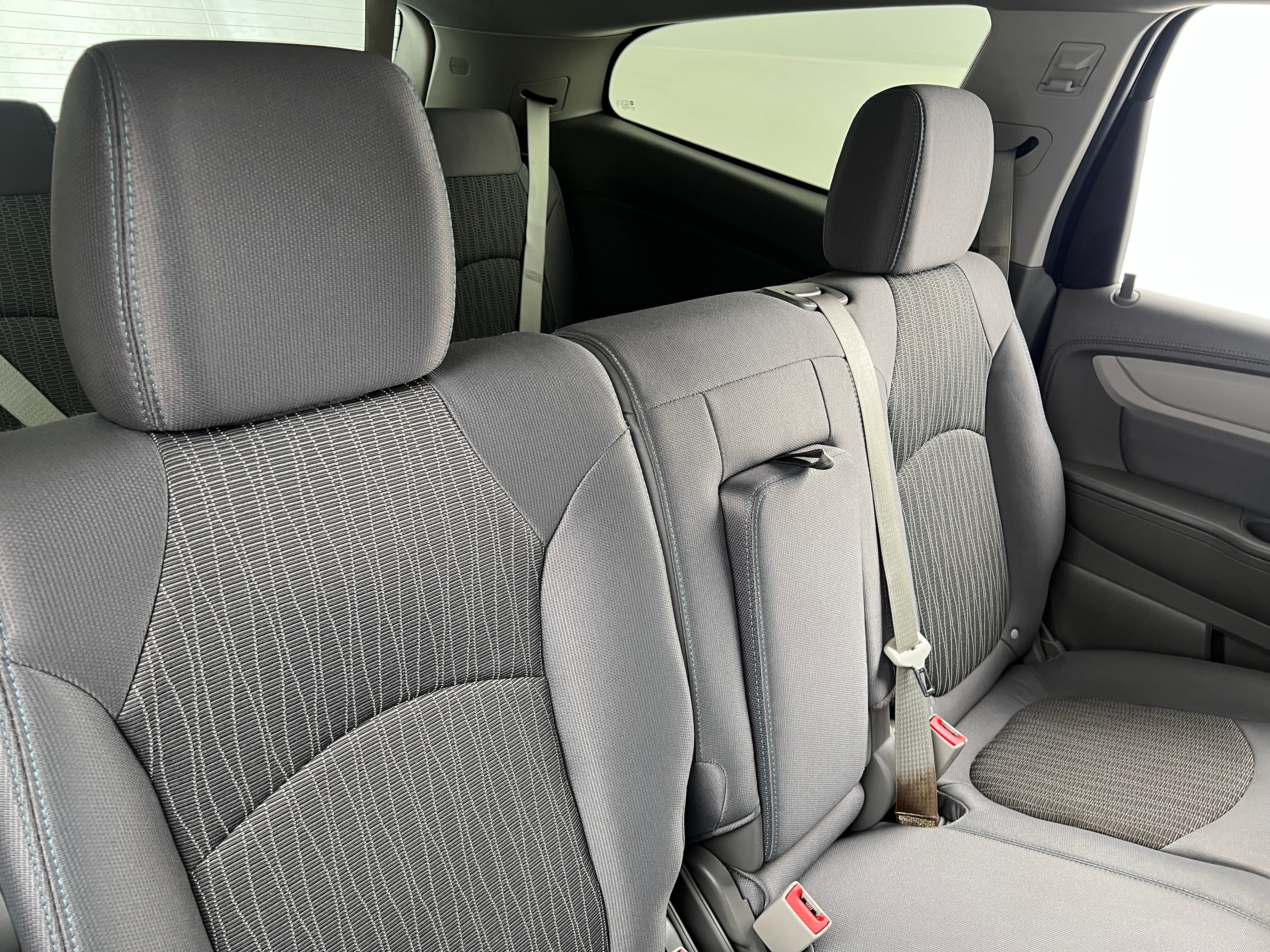 2016 Chevrolet Traverse LS 6