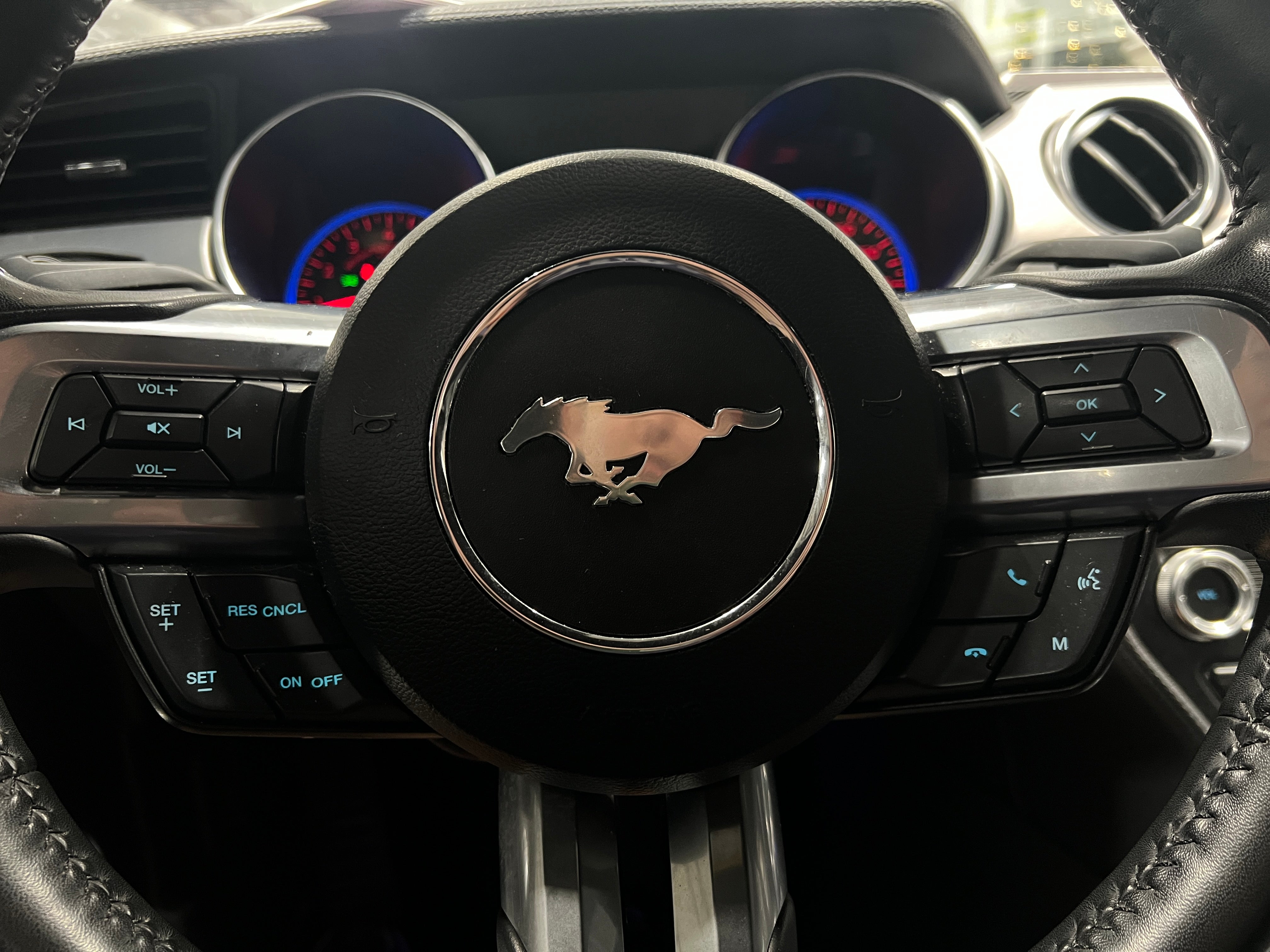 2022 Ford Mustang  3