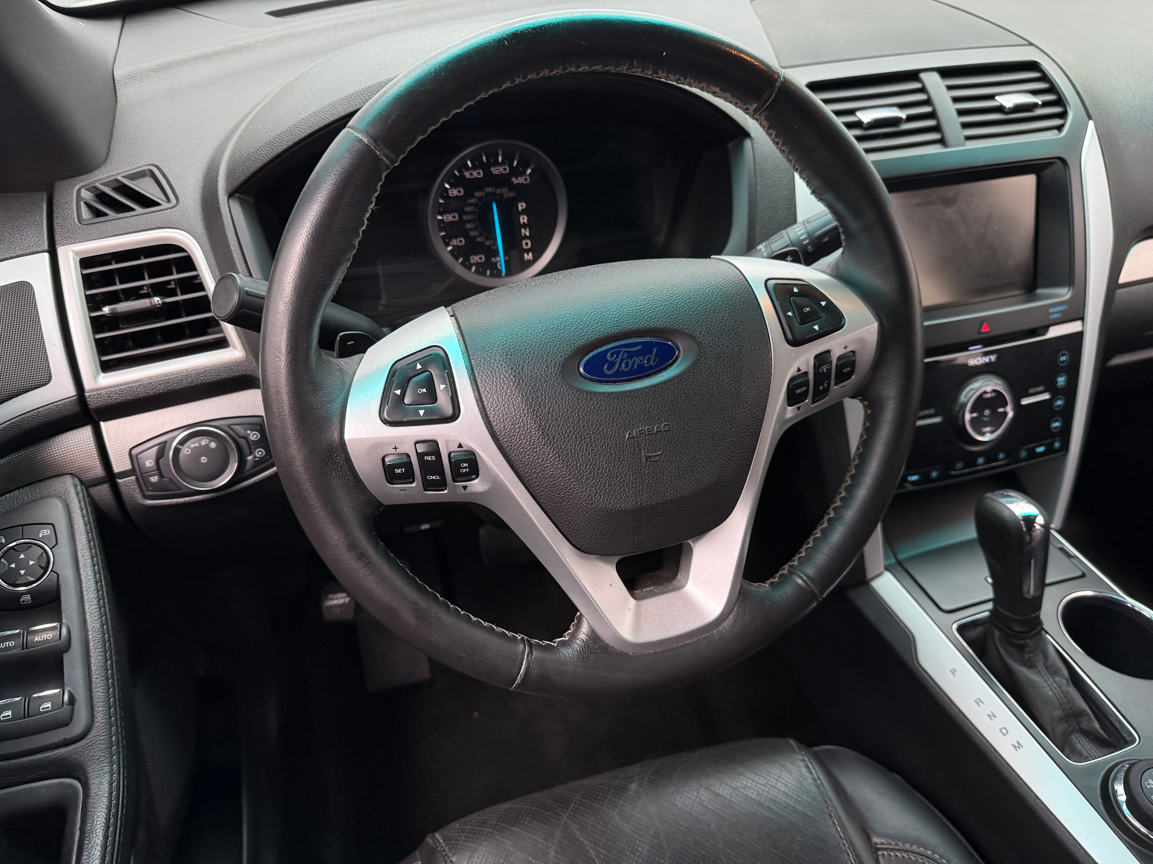 2013 Ford Explorer Sport 4