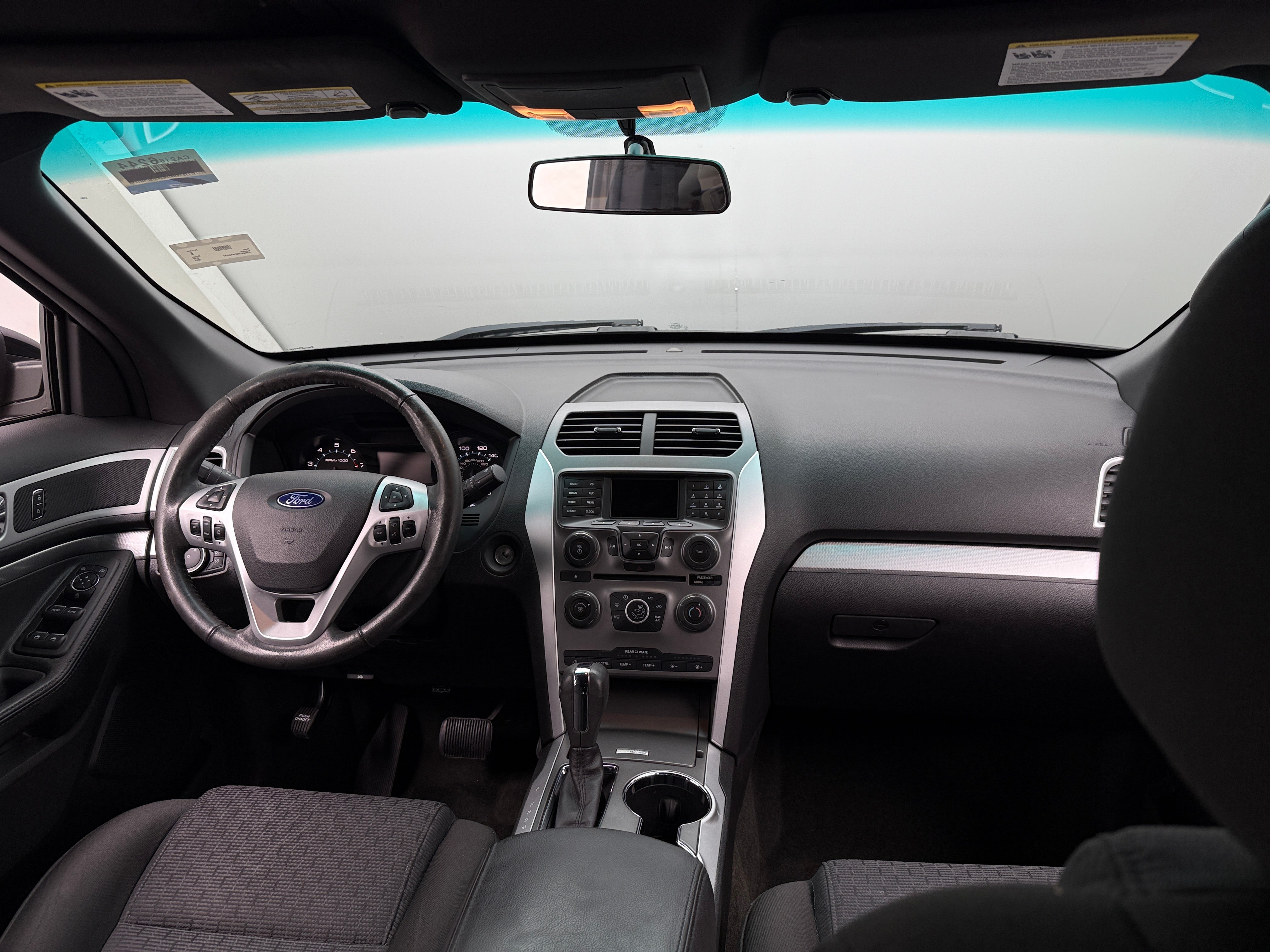 2015 Ford Explorer XLT 3