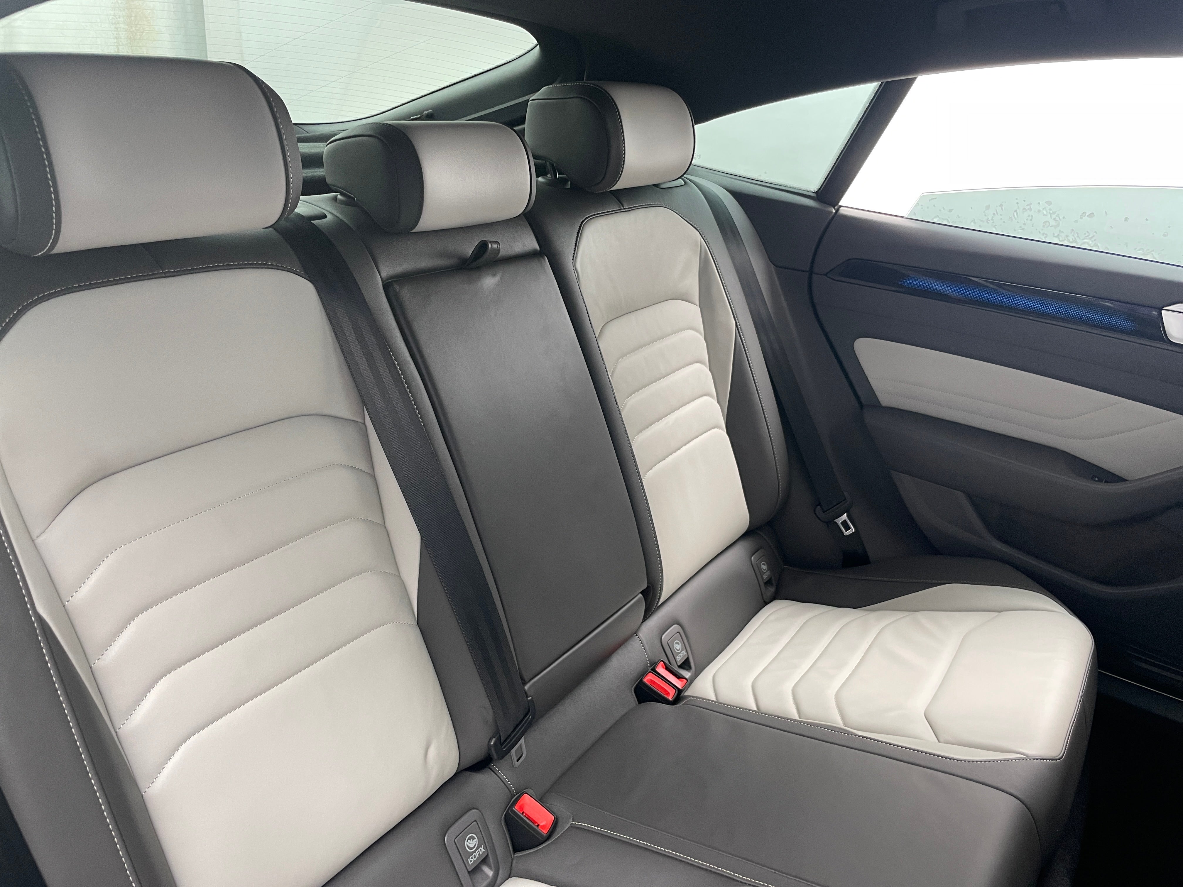 2022 Volkswagen Arteon SEL R-Line 5