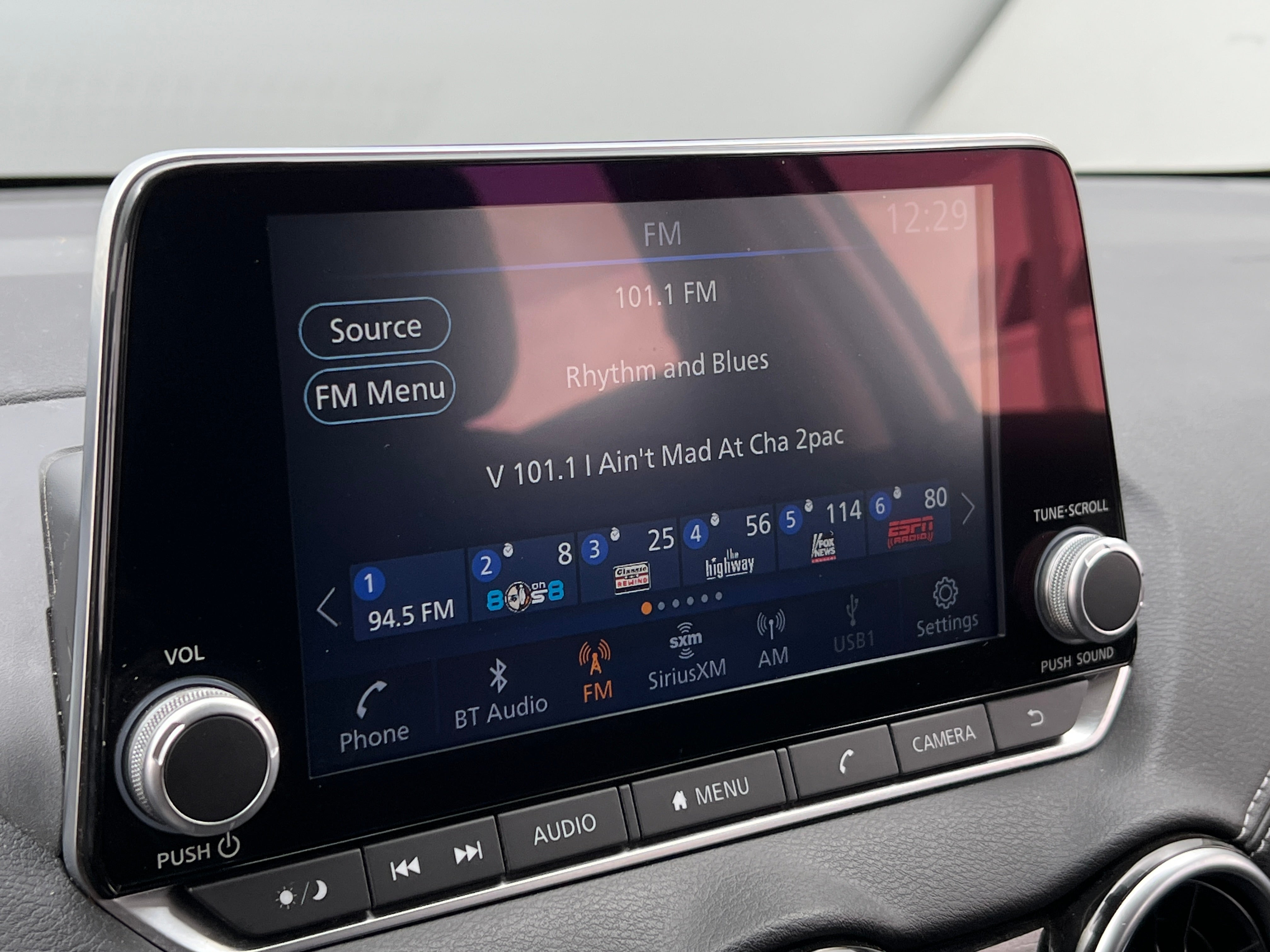 2022 Nissan Sentra SV 4