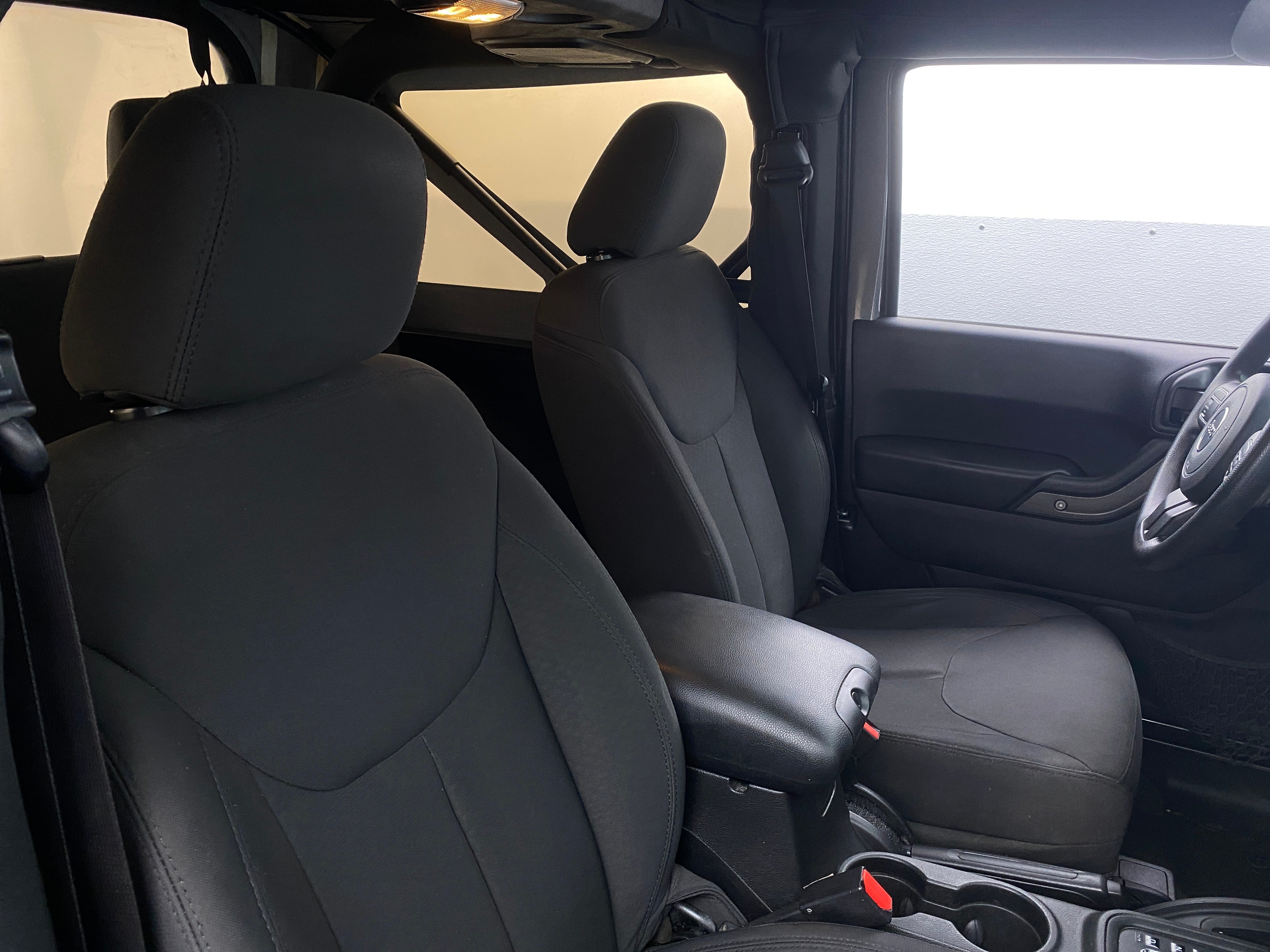 2016 Jeep Wrangler Sport 2