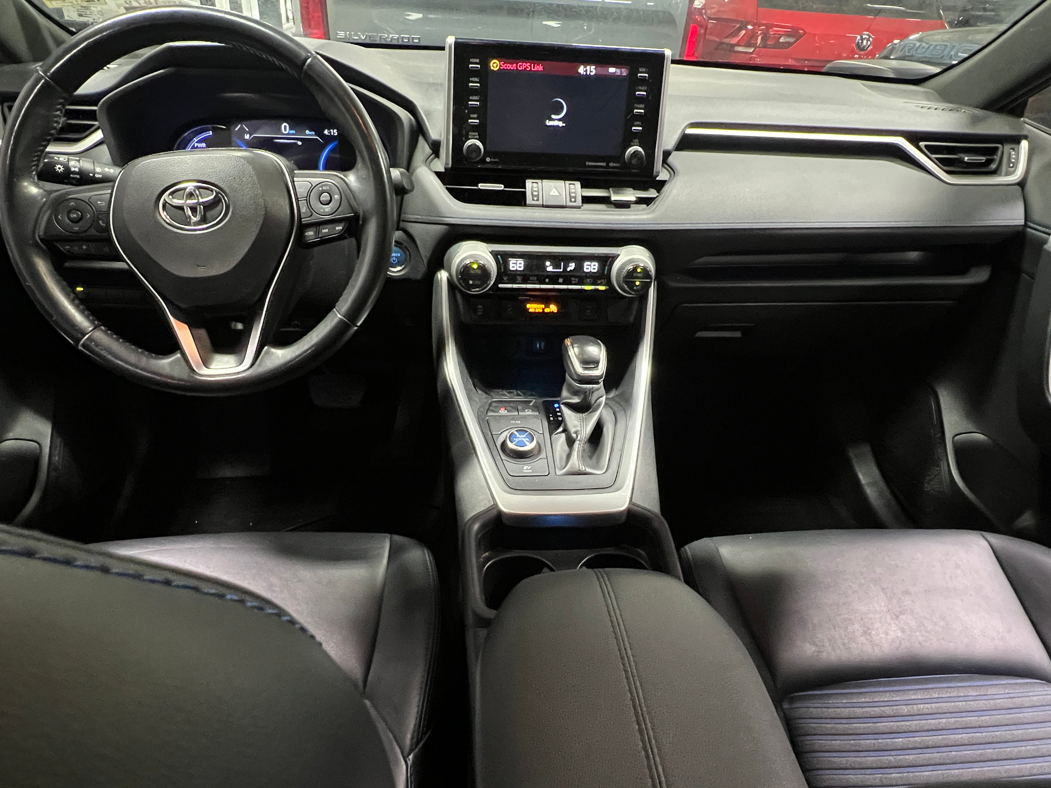 2019 Toyota RAV4 XSE 3