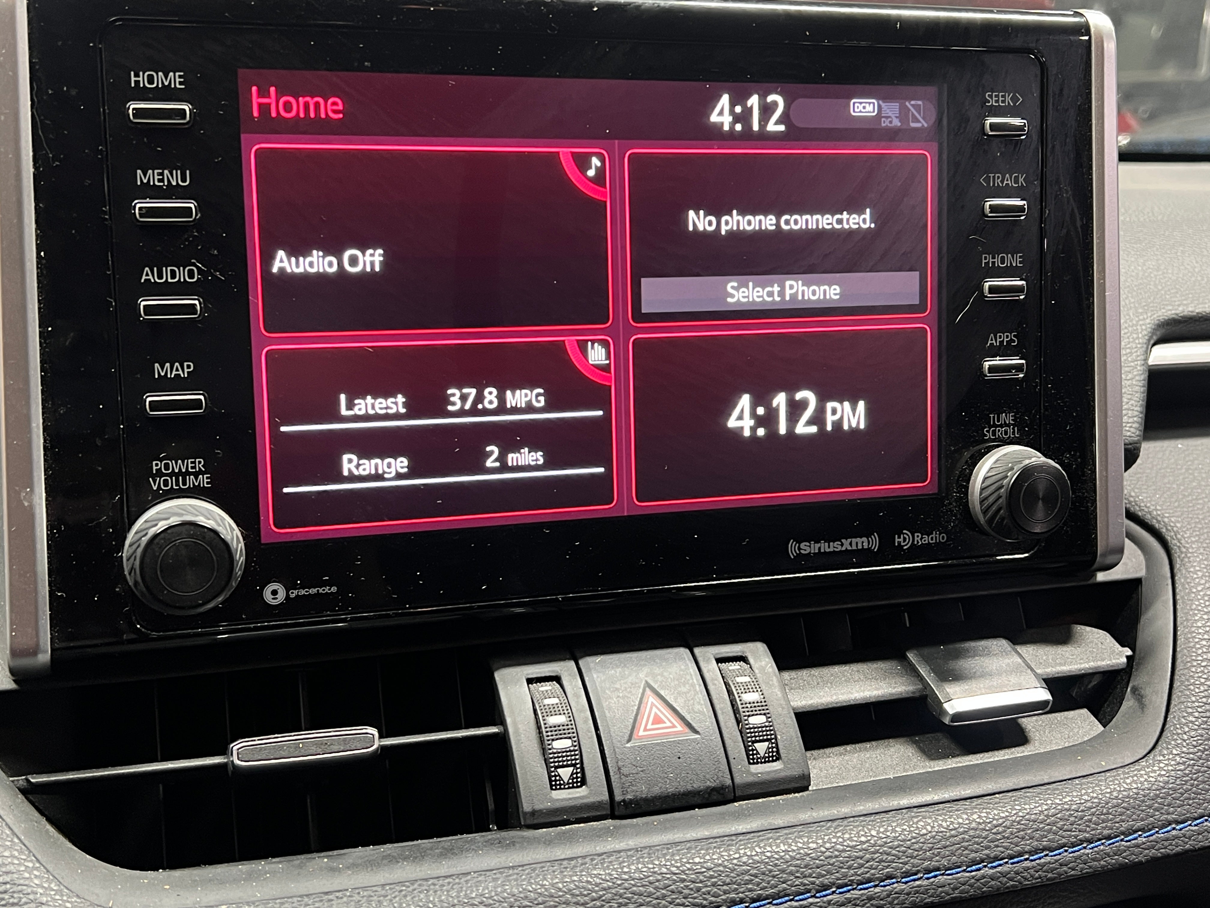 2019 Toyota RAV4 XSE 4