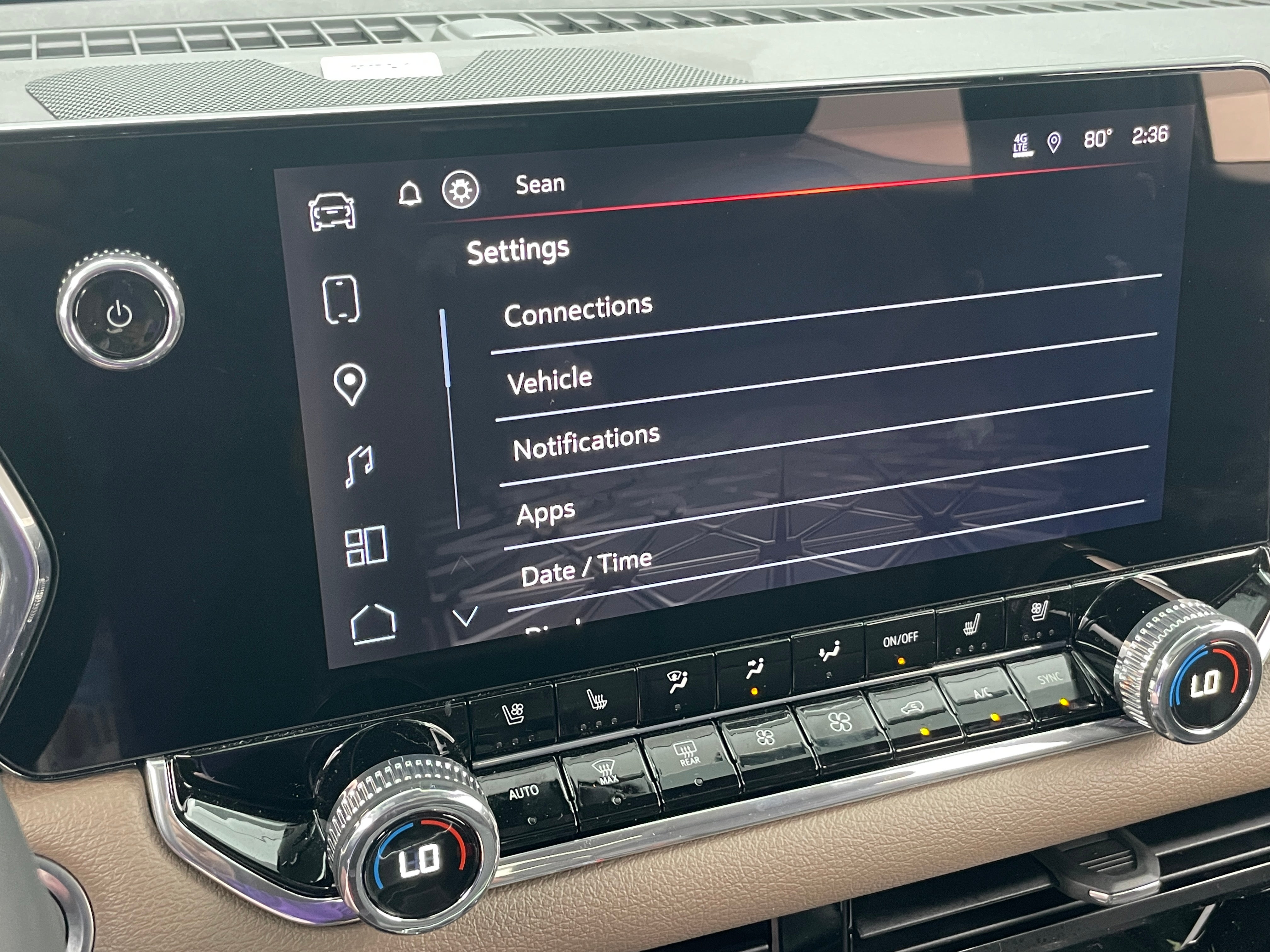 2024 GMC Canyon Denali 3