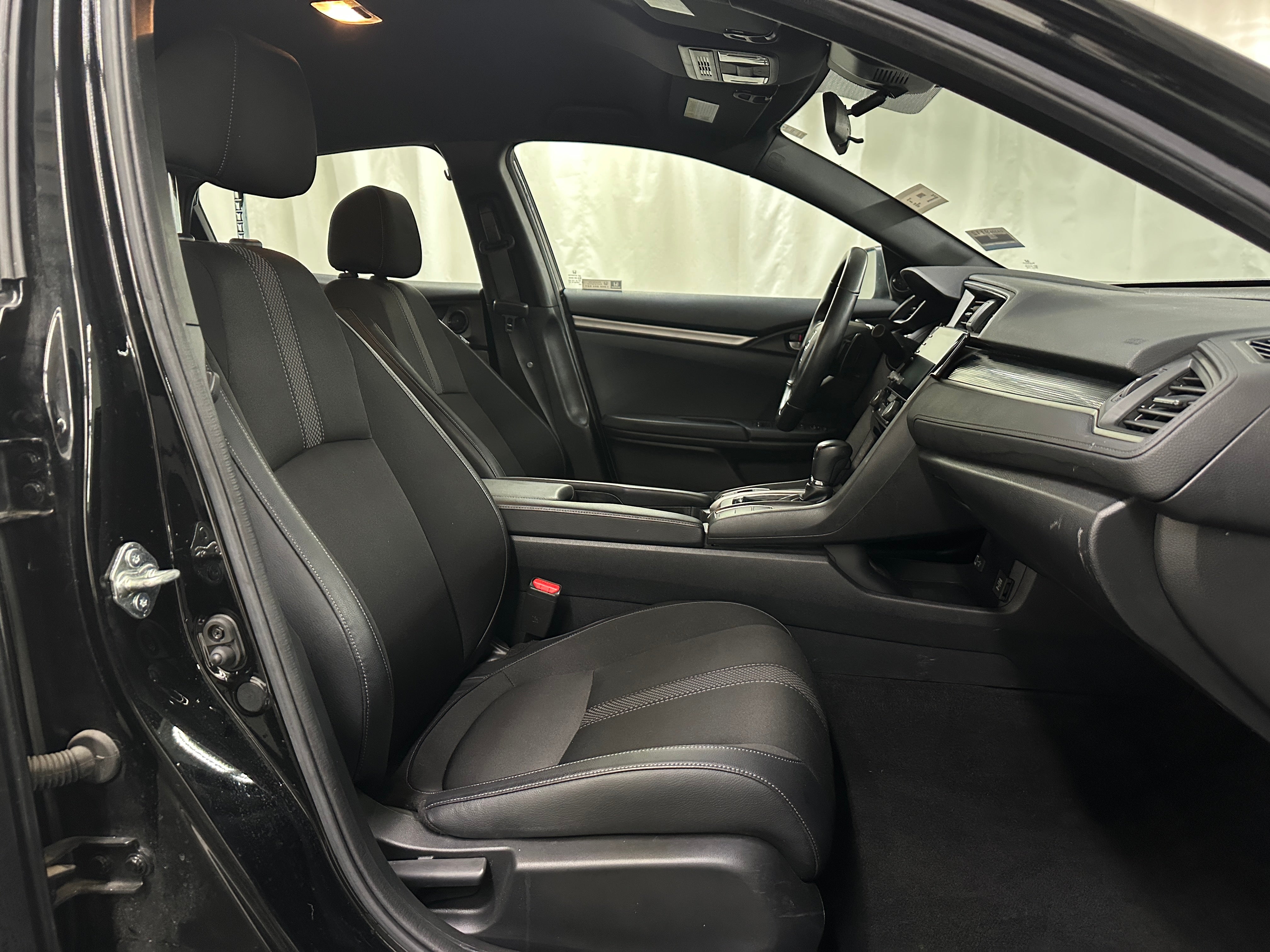 2021 Honda Civic Sport 2