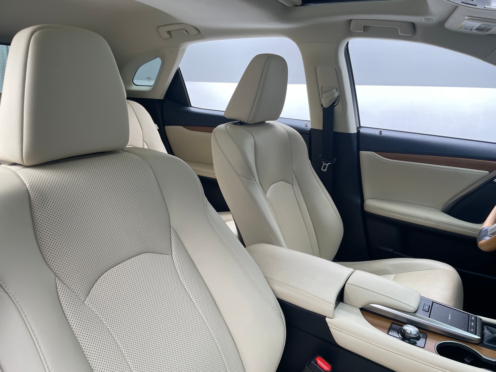 Thumbnail: 2021 Lexus RX - 2
