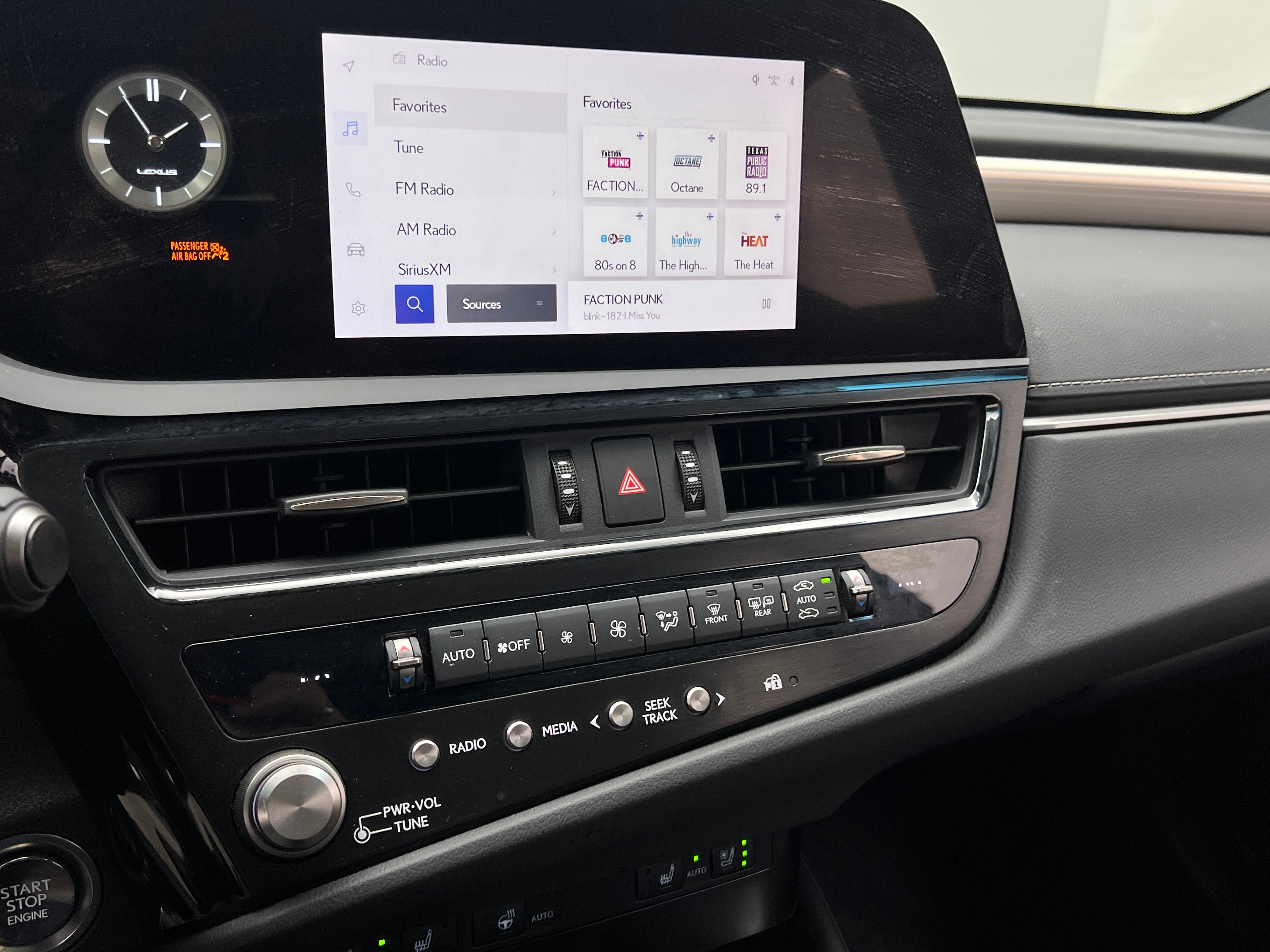 2023 Lexus ES 350 F Sport 3