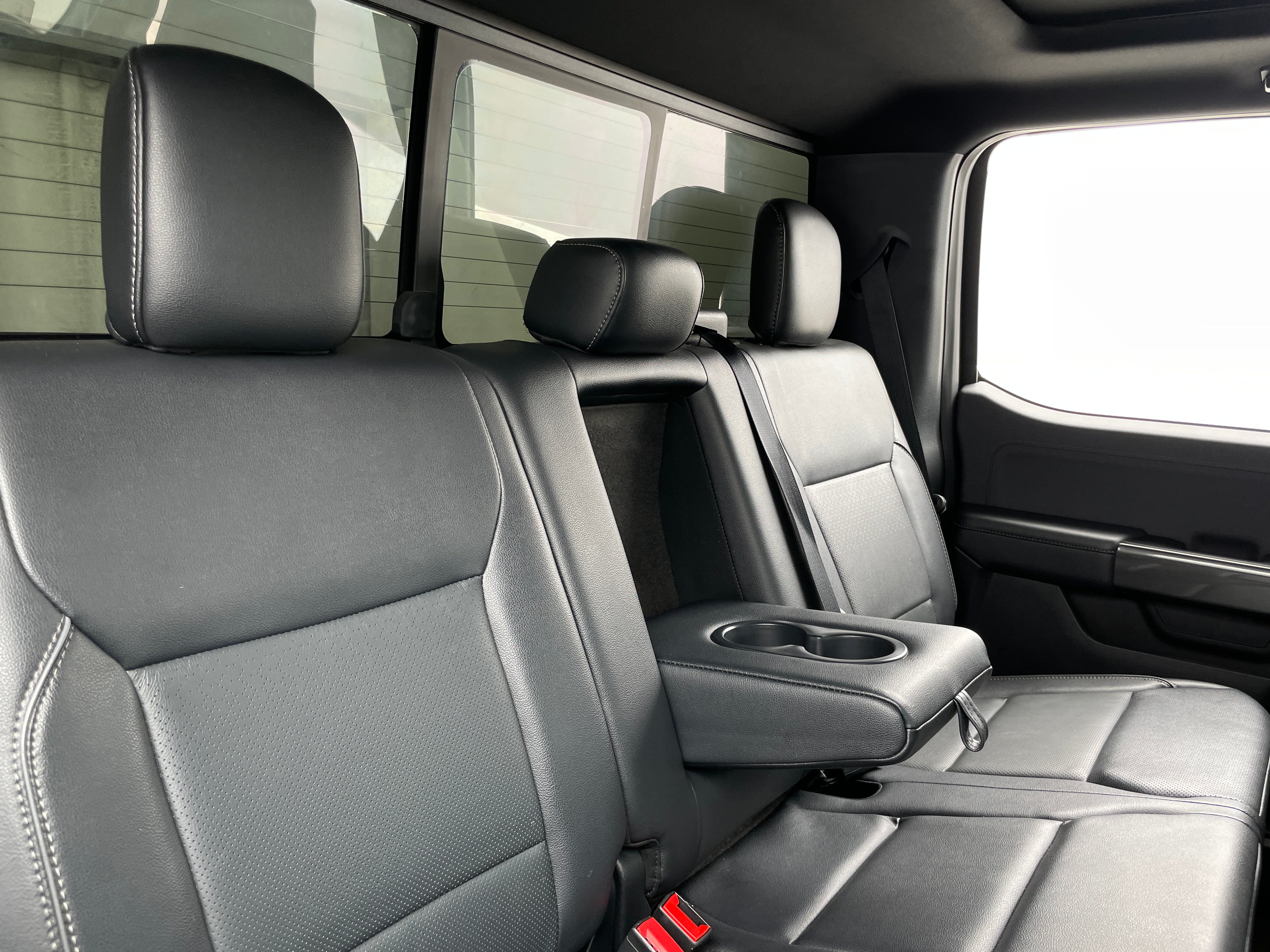 2023 Ford Econoline E-150 5