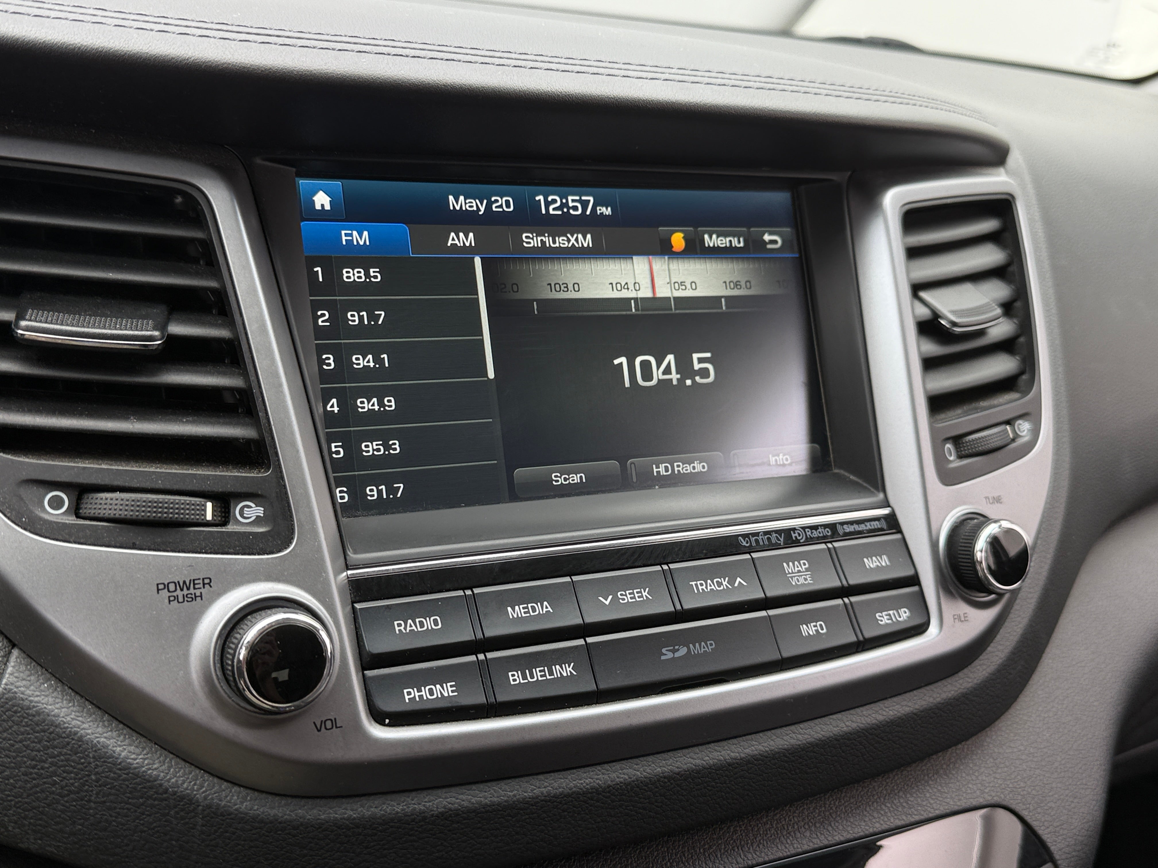2017 Hyundai Tucson SE Plus 3