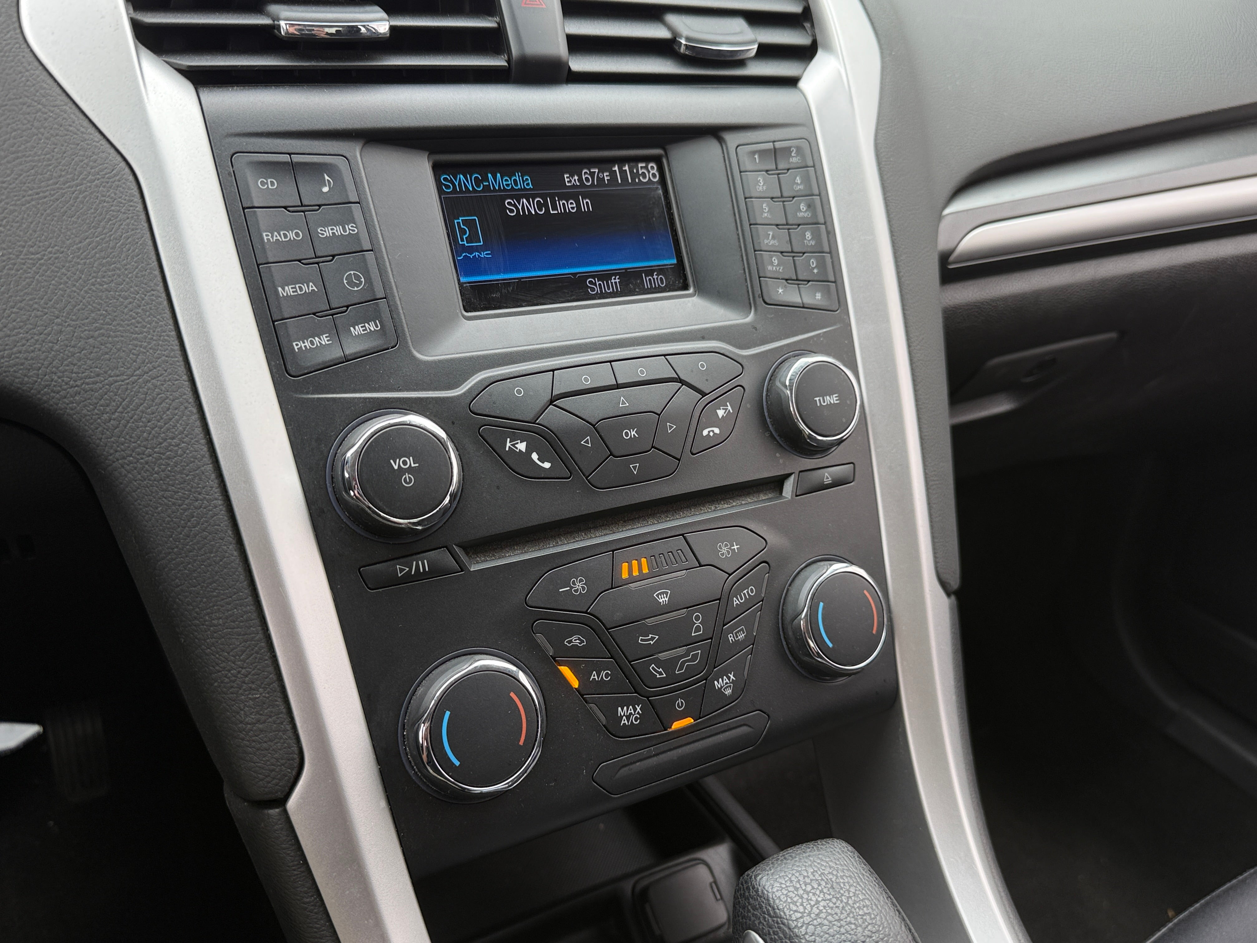2013 Ford Fusion  4