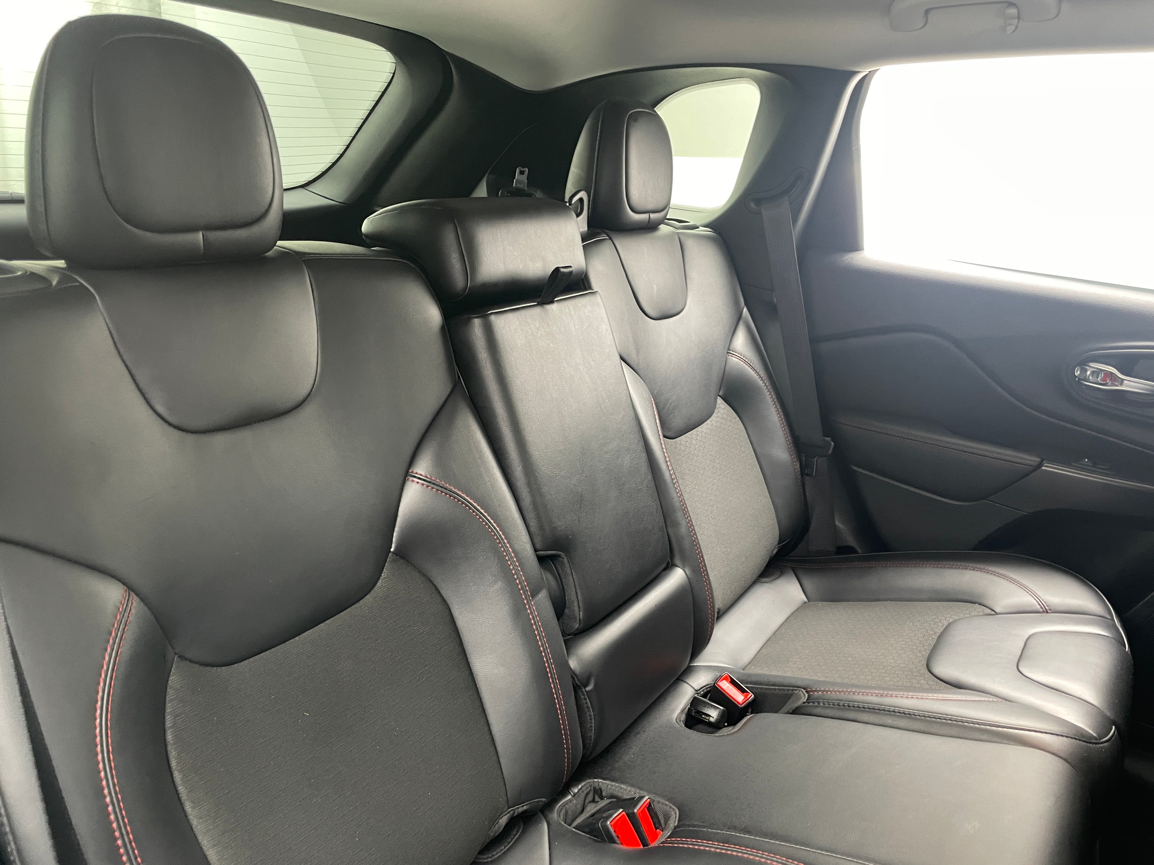 2020 Jeep Cherokee Trailhawk 6