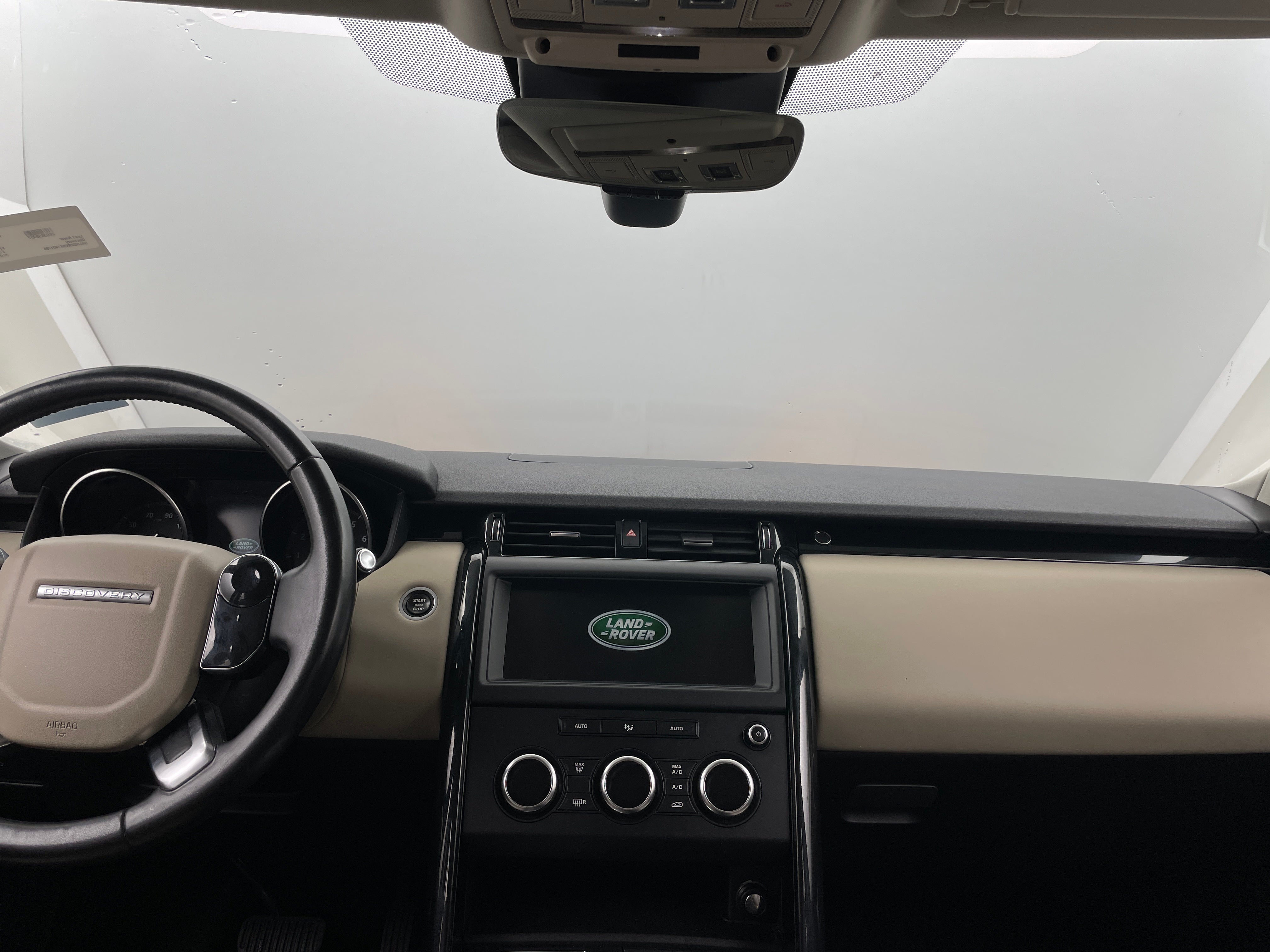 2019 Land Rover Discovery SE 2