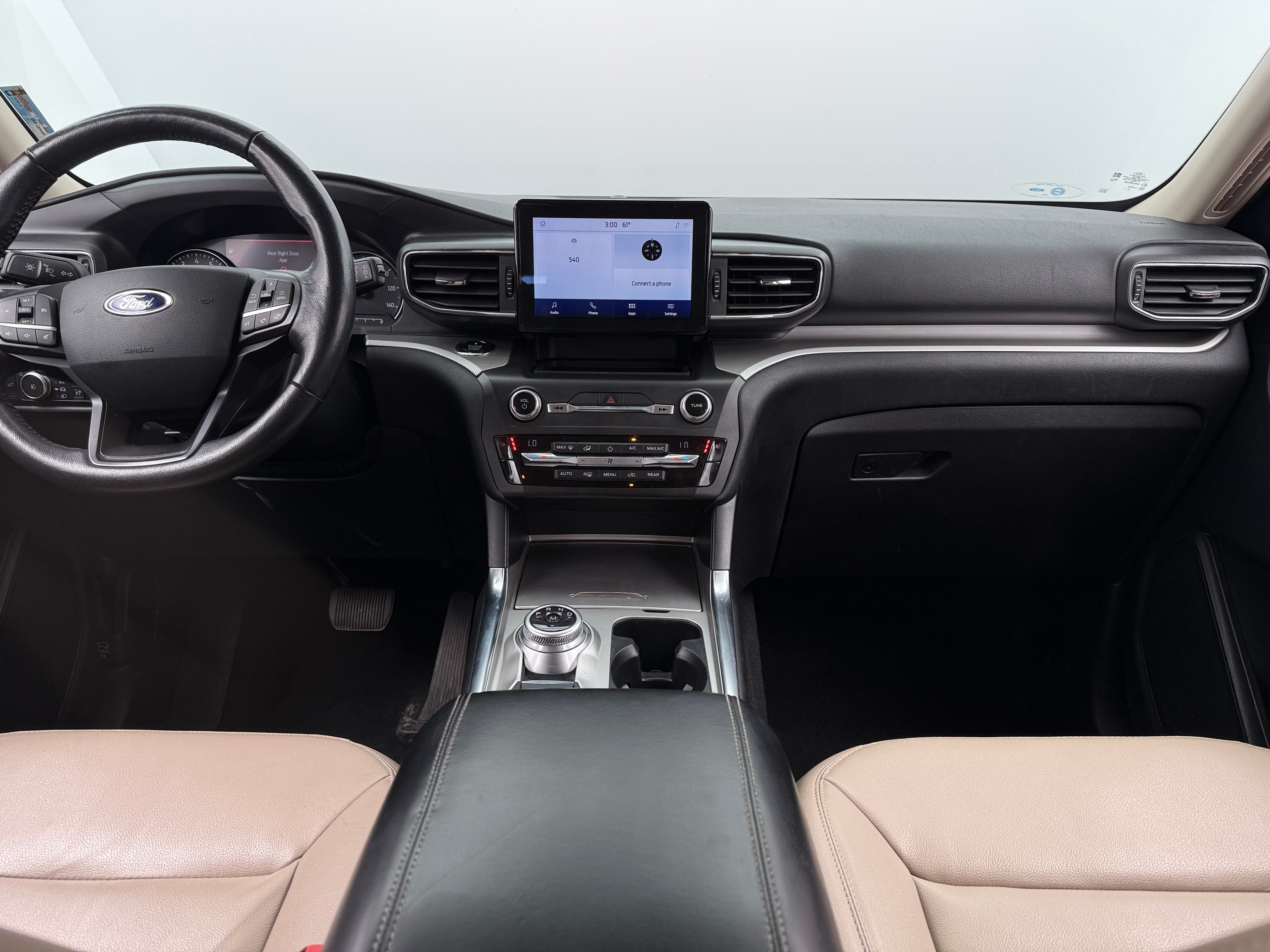 2020 Ford Explorer XLT 3