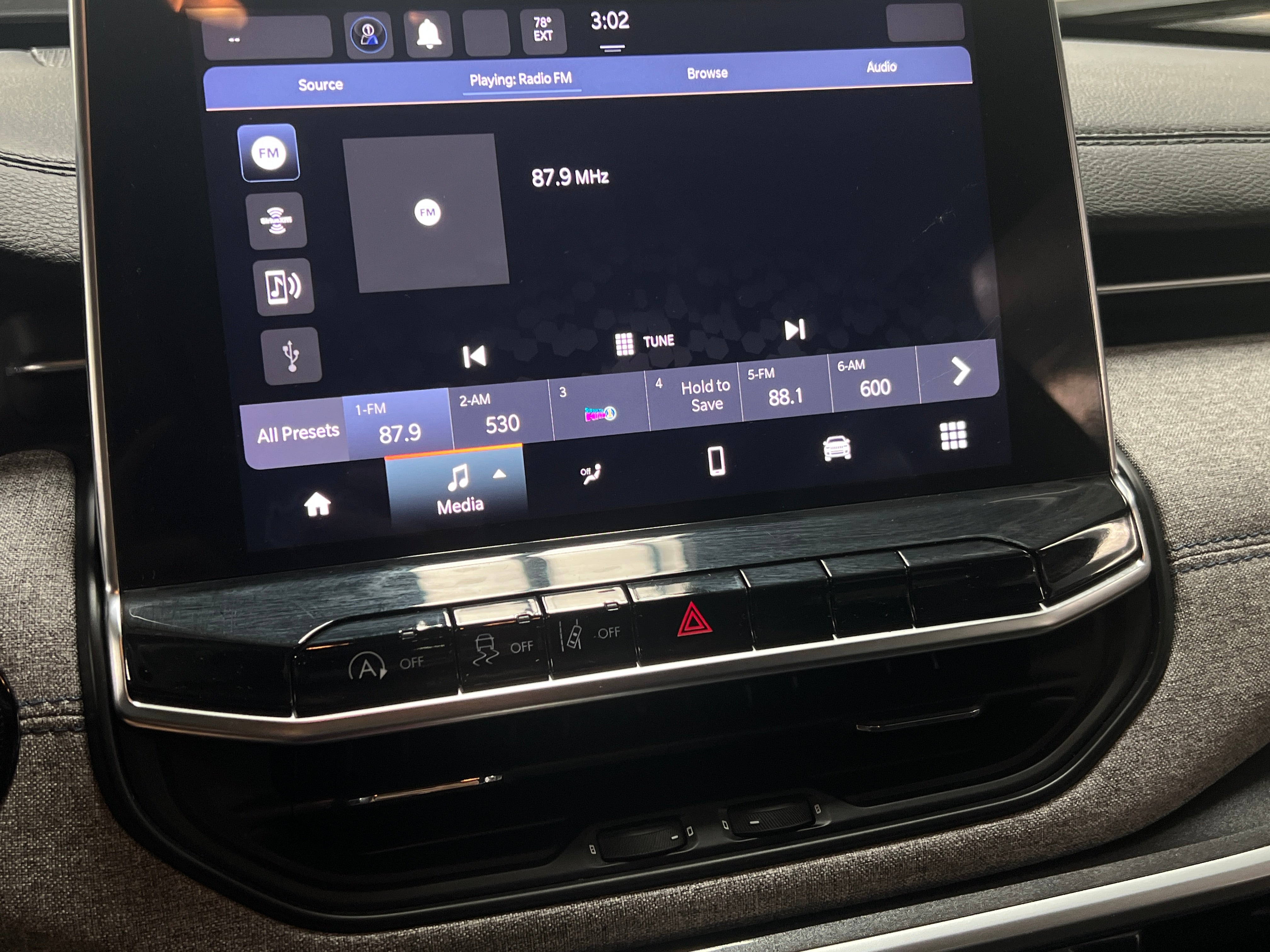 2023 Jeep Compass Base 4