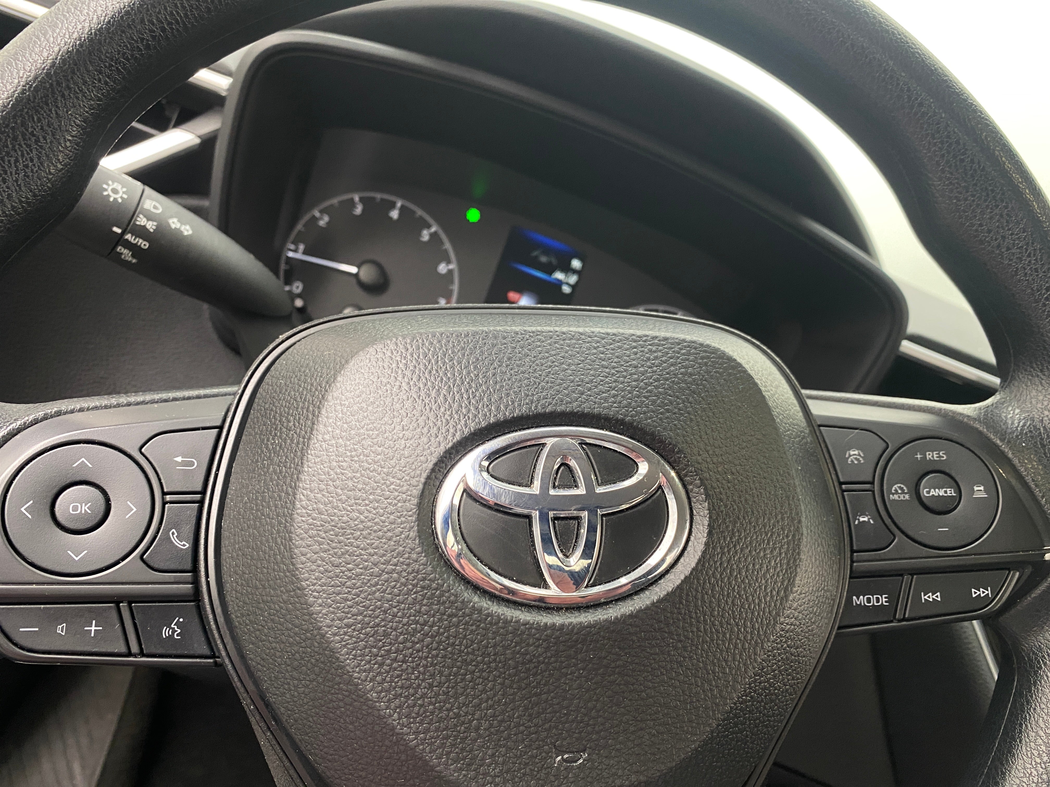 2024 Toyota Corolla LE 5