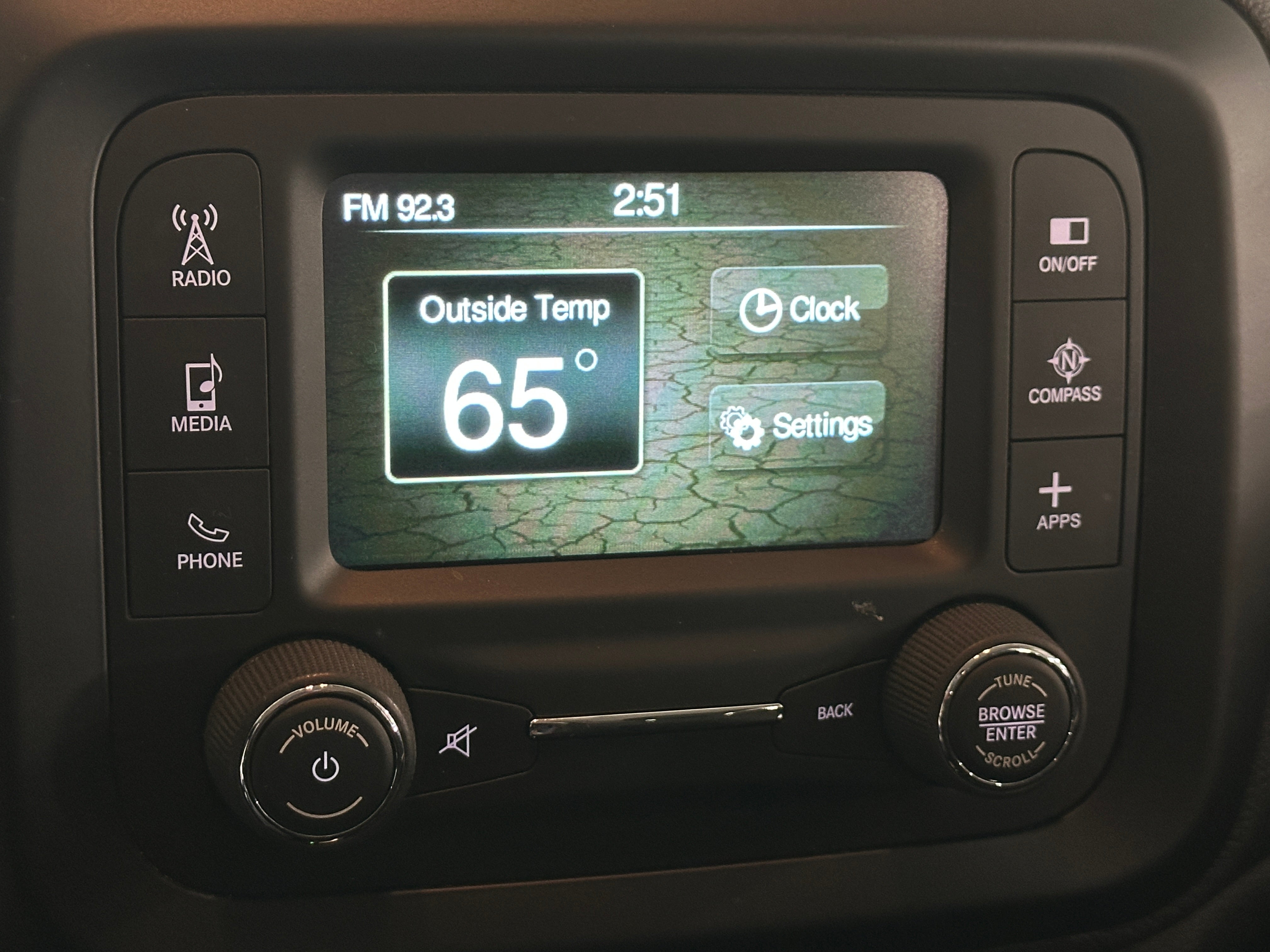2016 Jeep Renegade Dawn of Justice 4