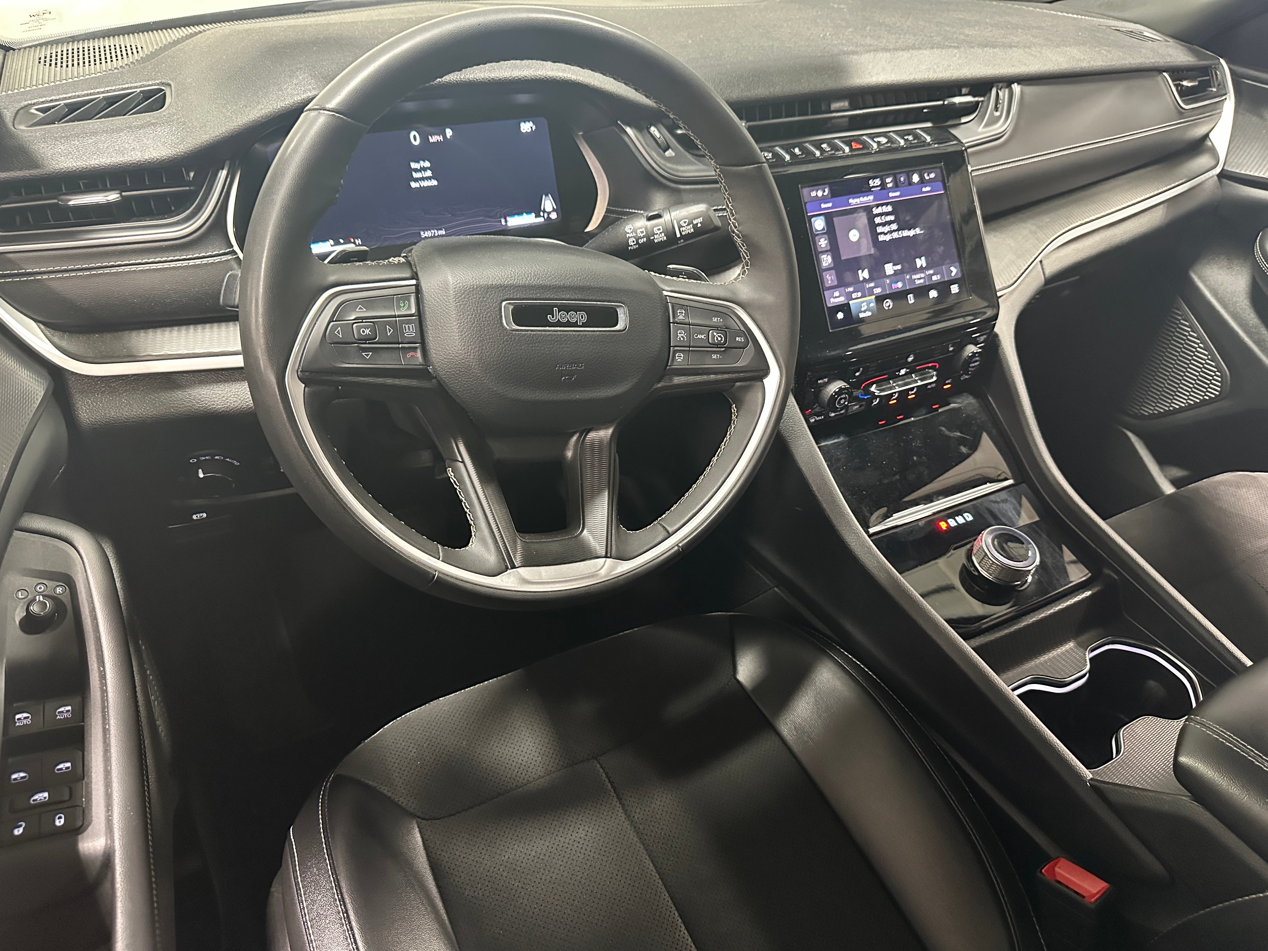 2024 Jeep Grand Cherokee L Altitude 3