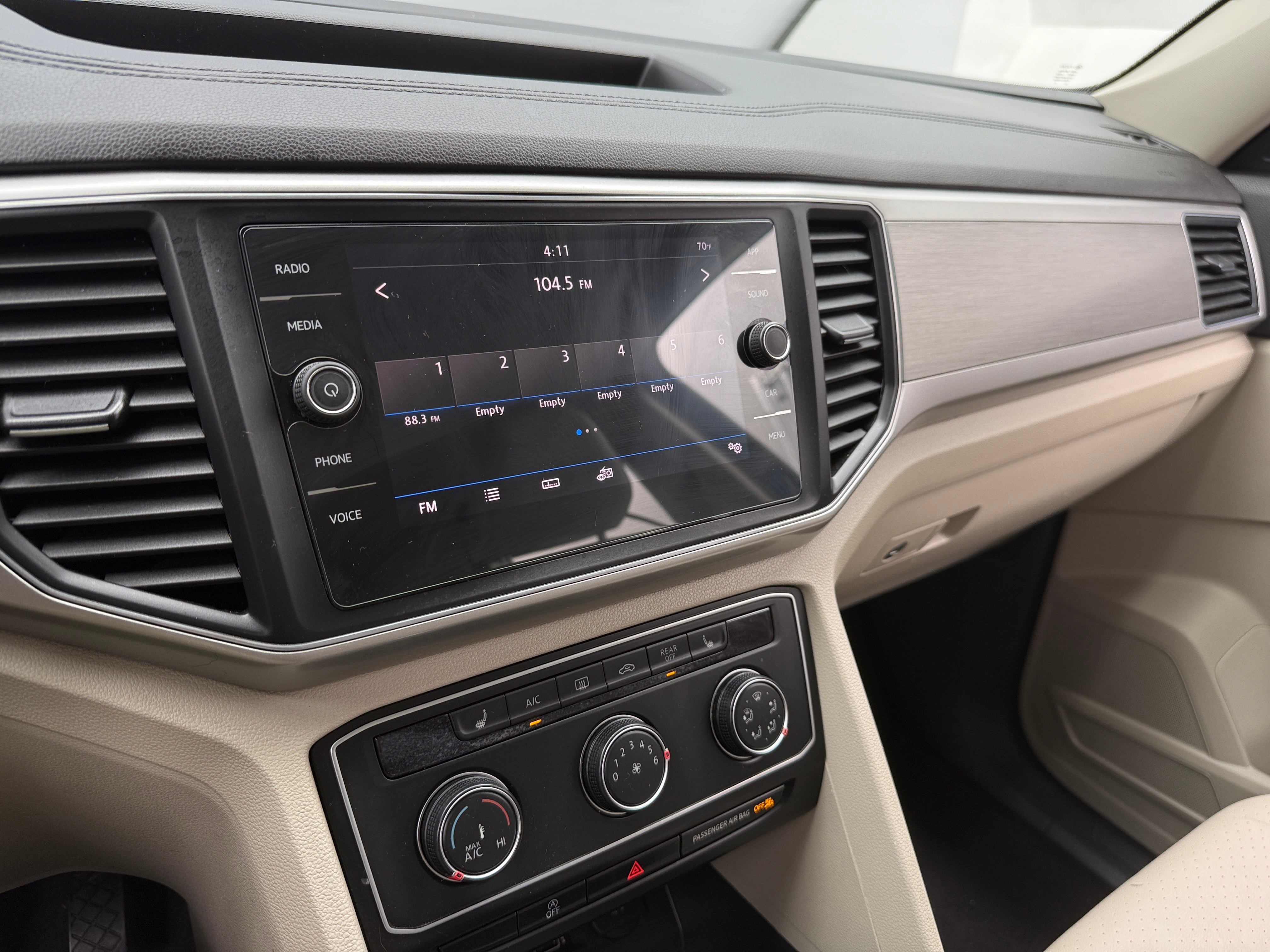 2018 Volkswagen Atlas SE 3