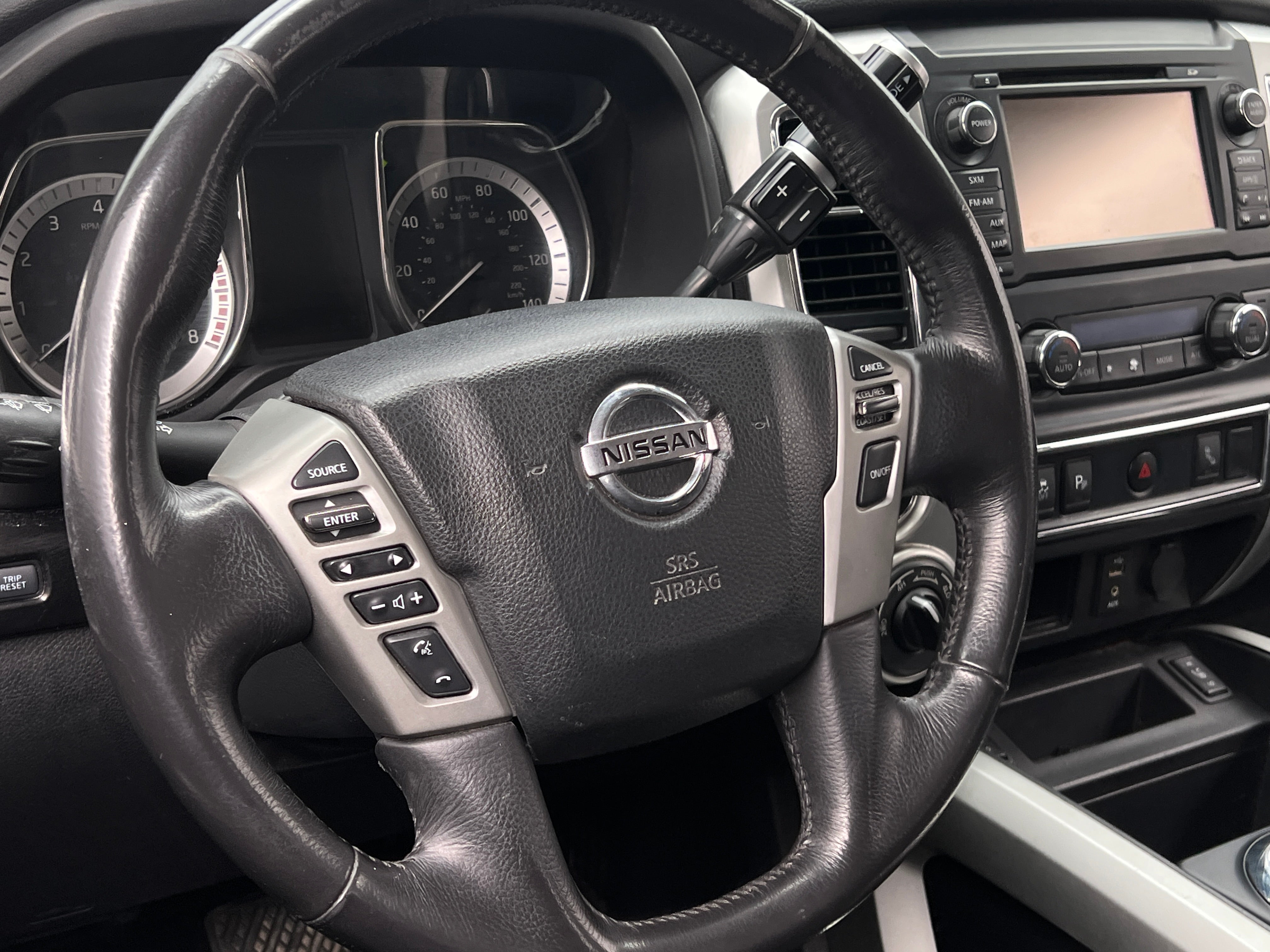 2018 Nissan Titan SV 5
