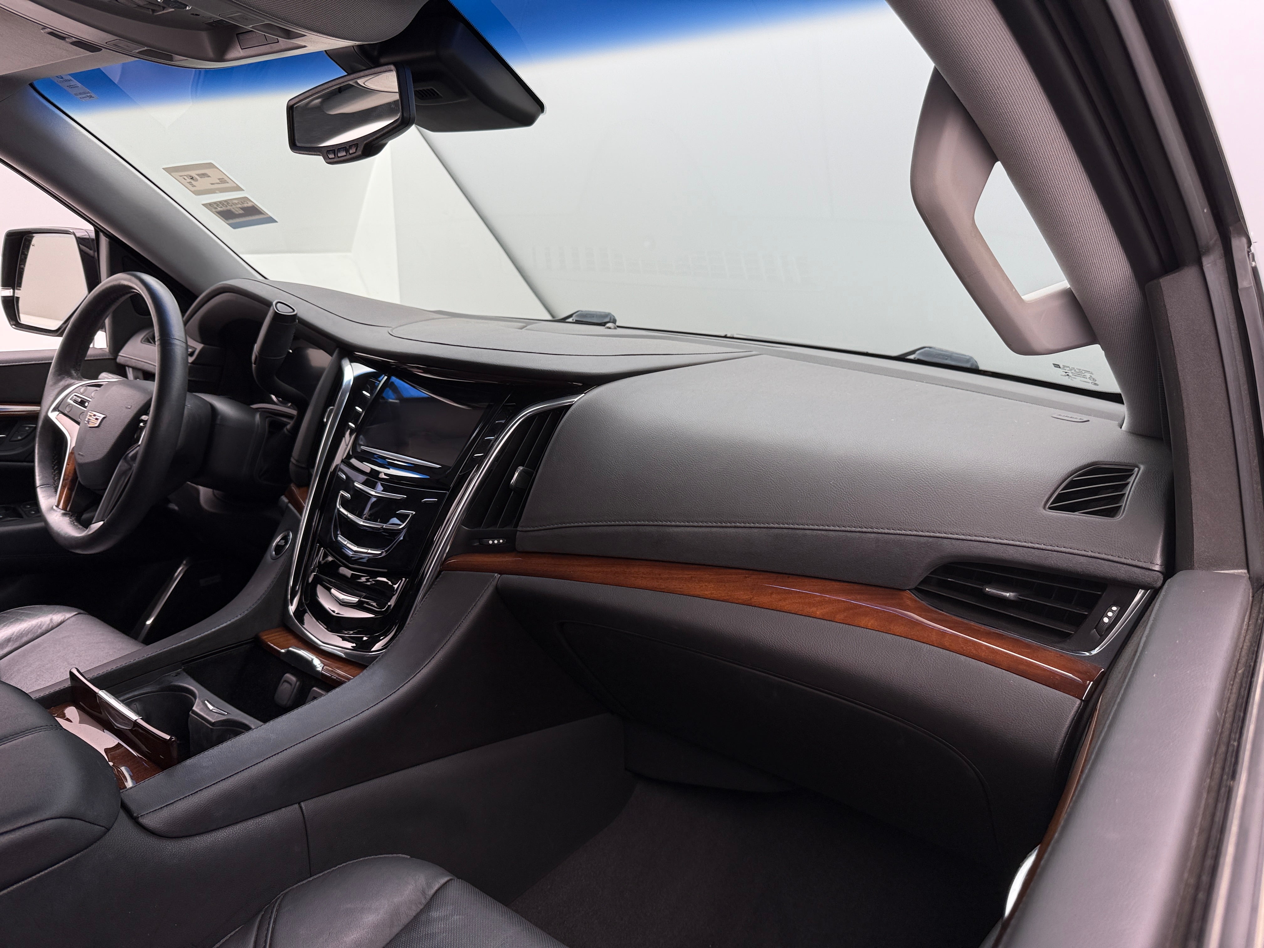 2016 Cadillac Escalade Premium 2