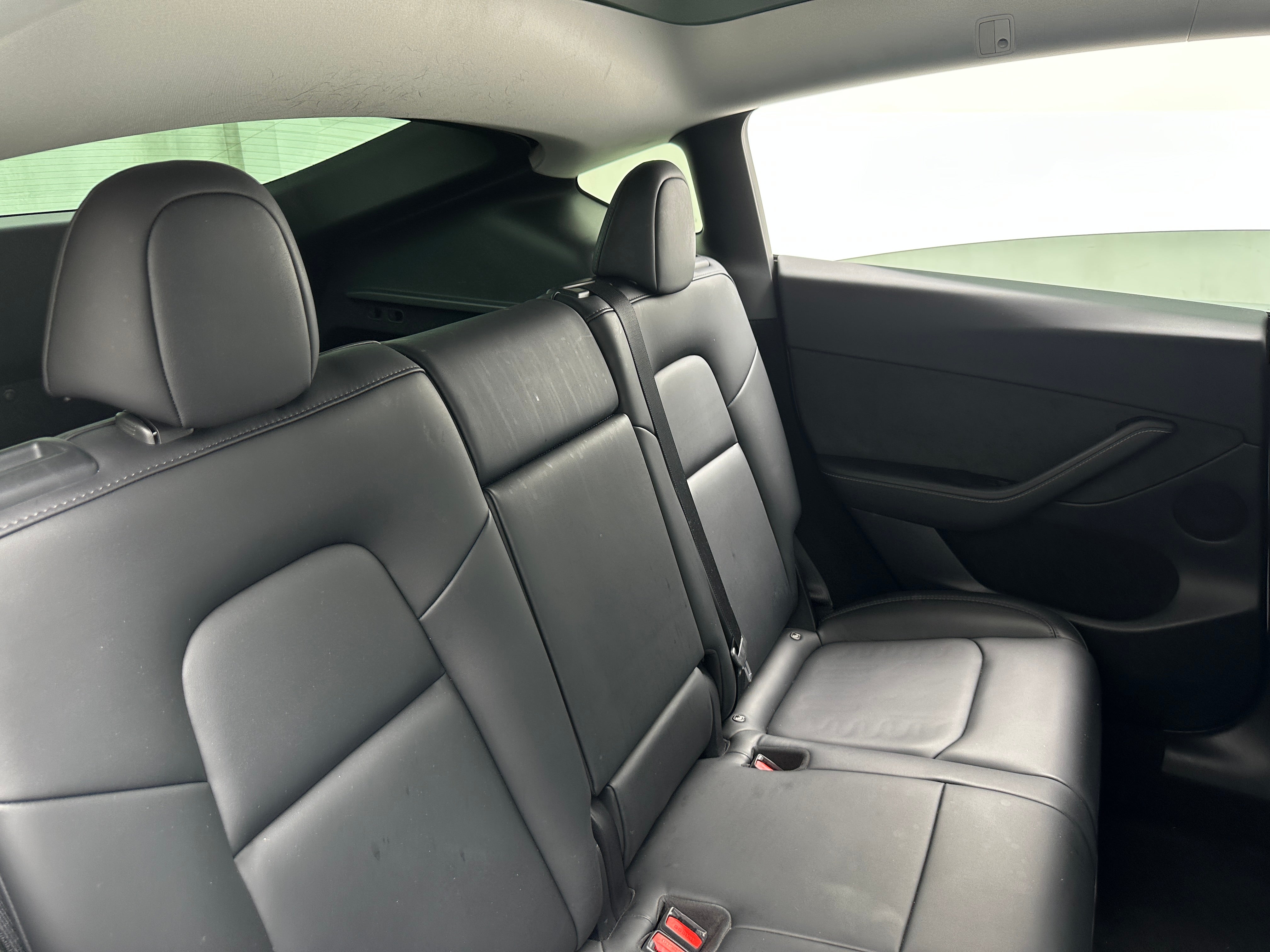 2022 Tesla Model Y Long Range 4